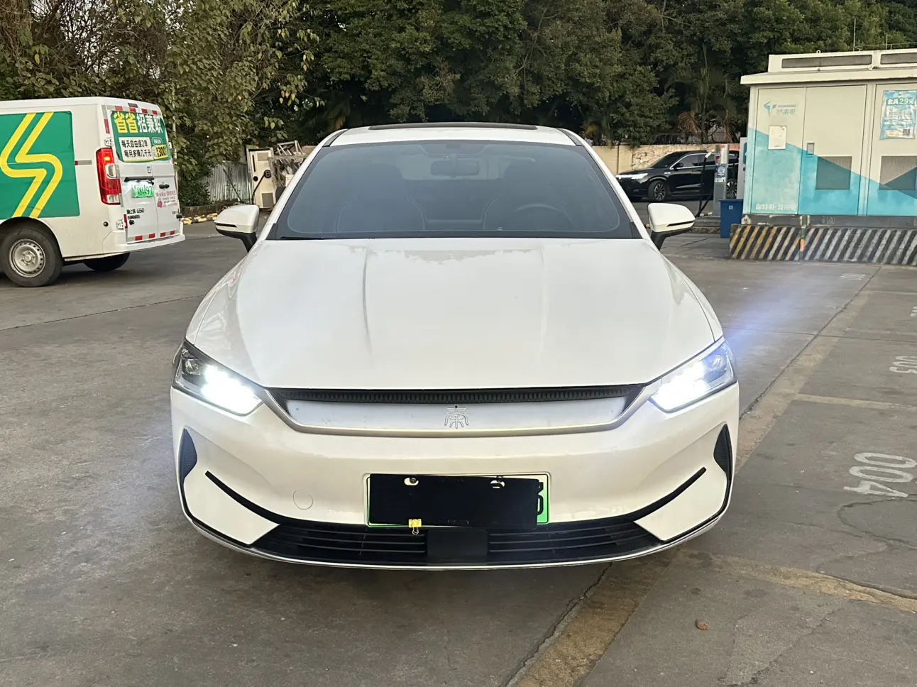BYD Qin PLUS EV  из Китая