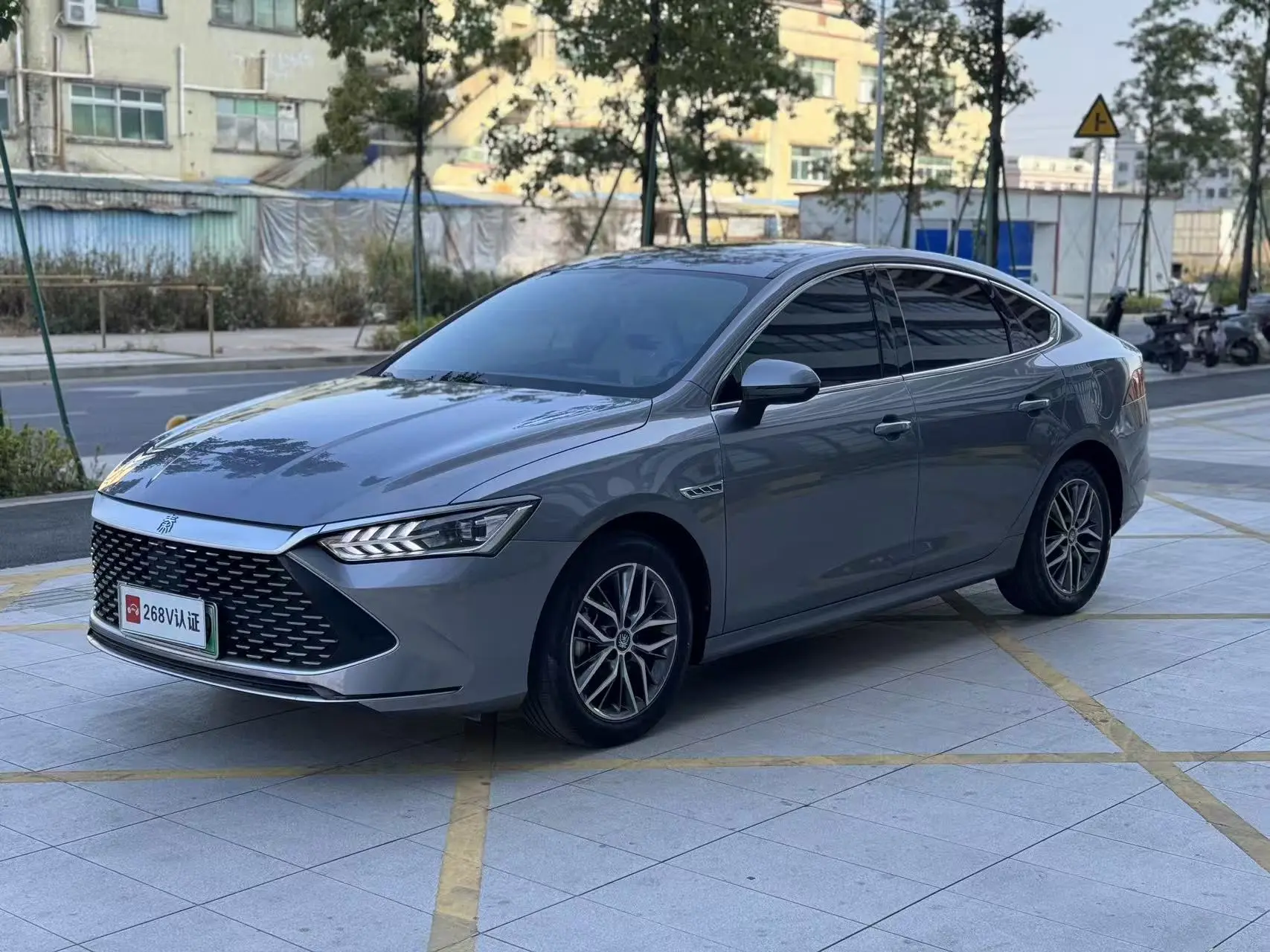 BYD Qin PLUS DM  из Китая