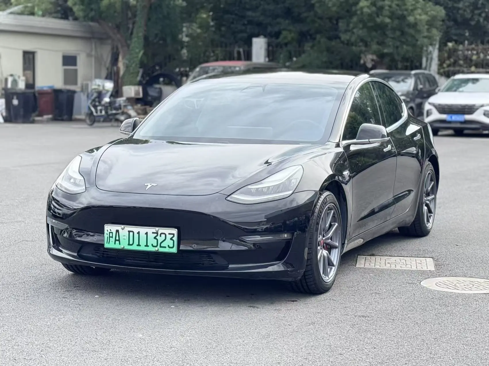 Tesla Model 3  из Китая