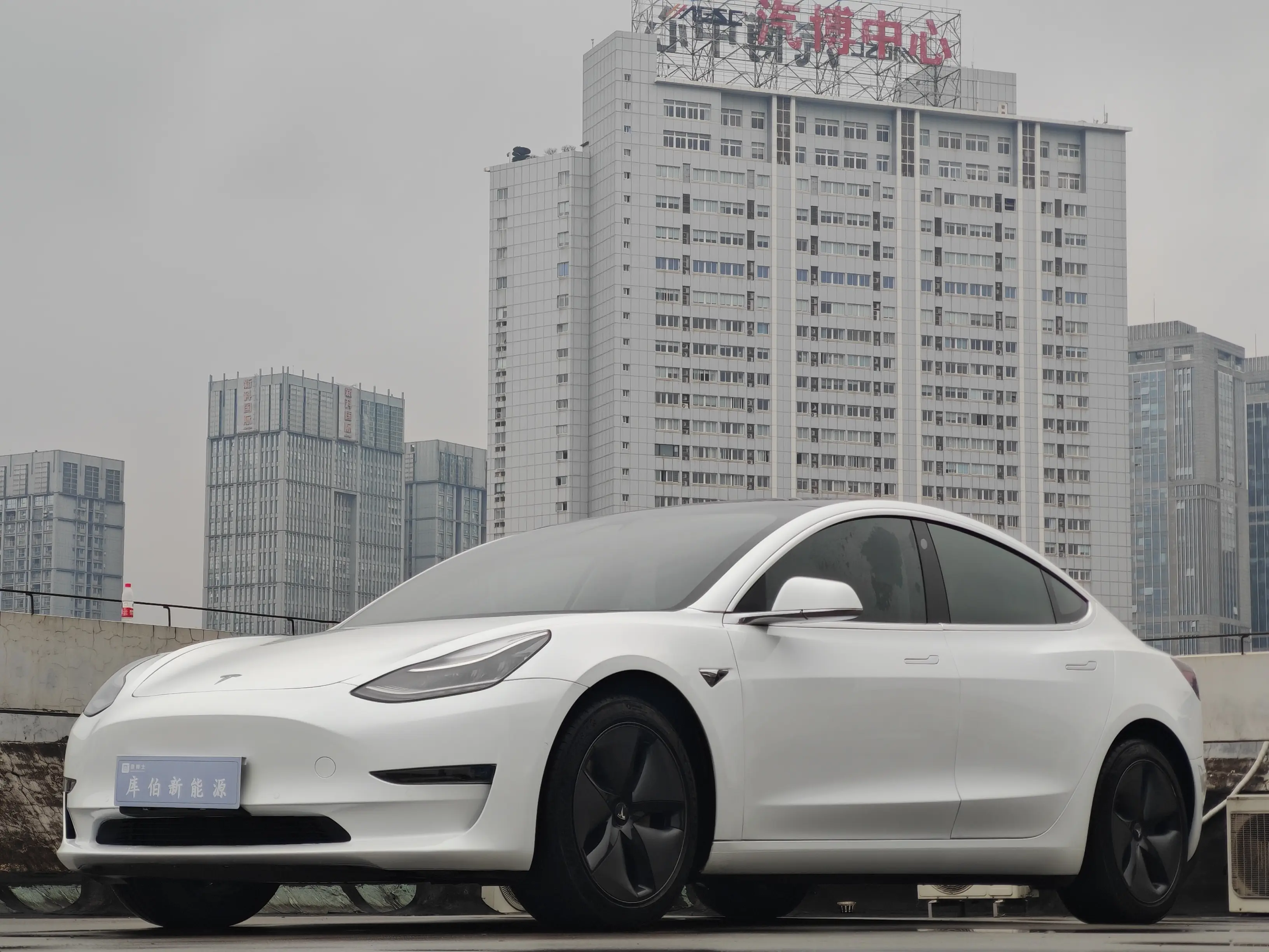 Tesla Model 3  из Китая