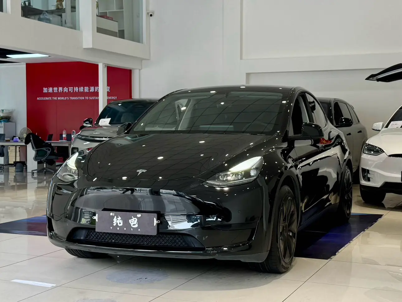 Tesla Model Y  из Китая