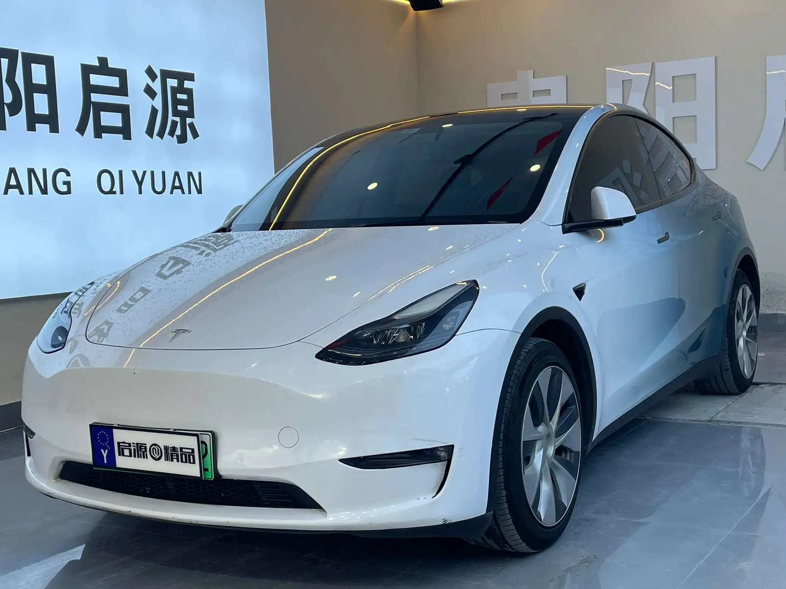 Tesla Model Y  из Китая