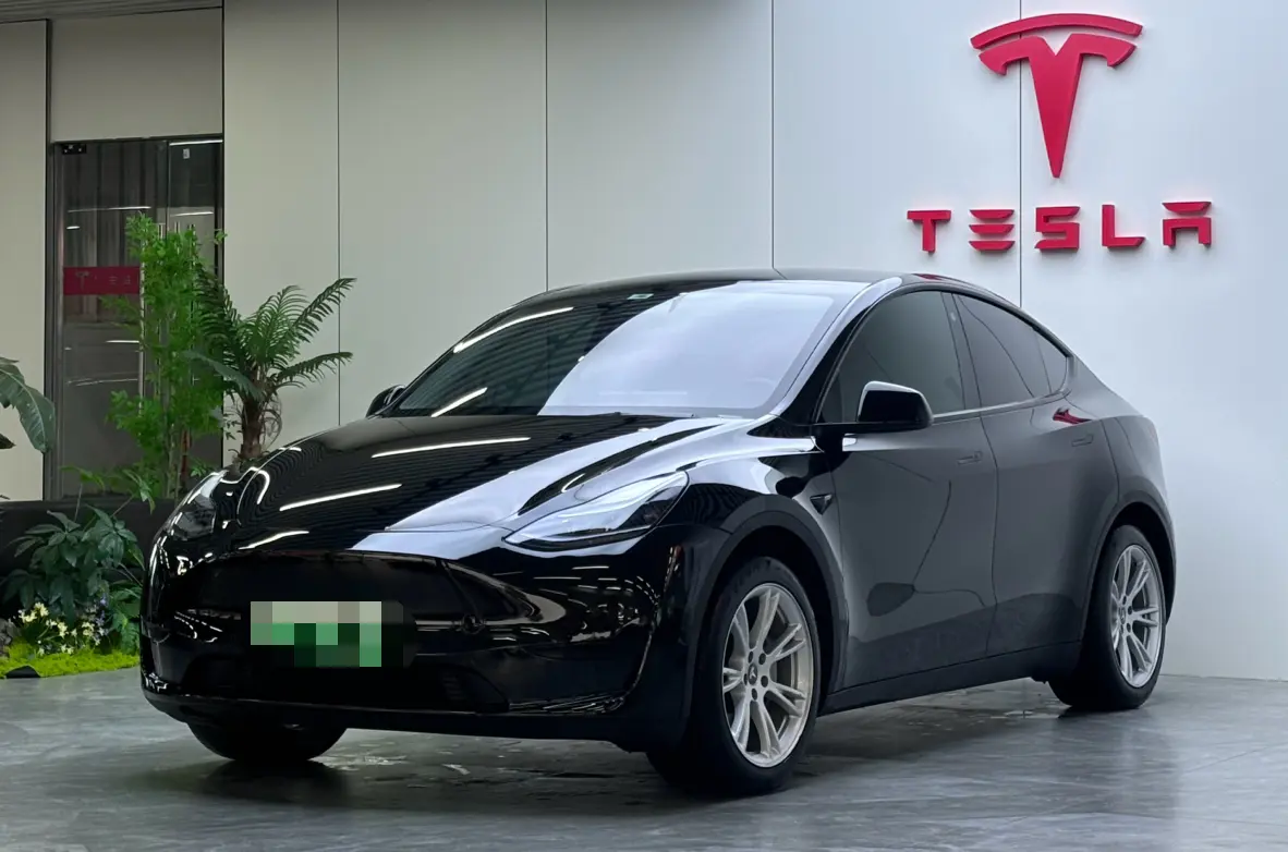 Tesla Model Y  из Китая