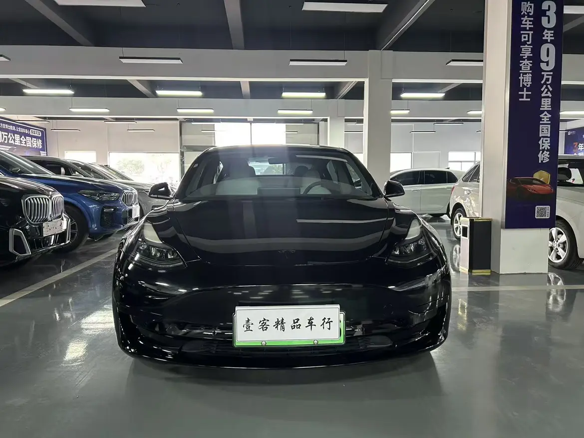 Tesla Model 3  из Китая