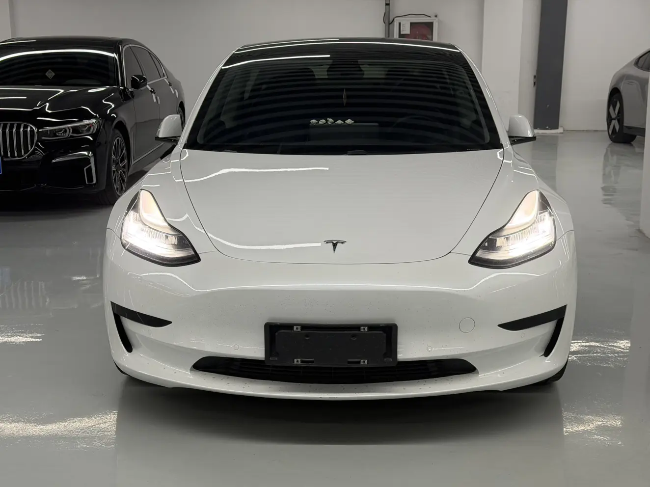 Tesla Model 3  из Китая