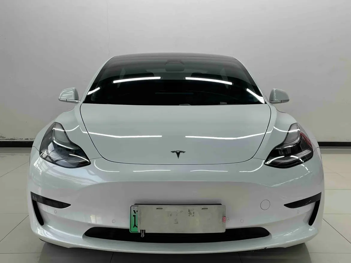 Tesla Model 3  из Китая