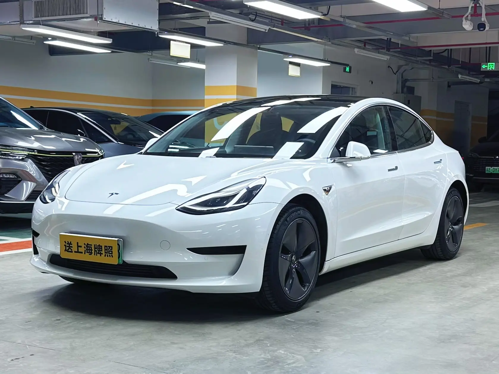 Tesla Model 3  из Китая