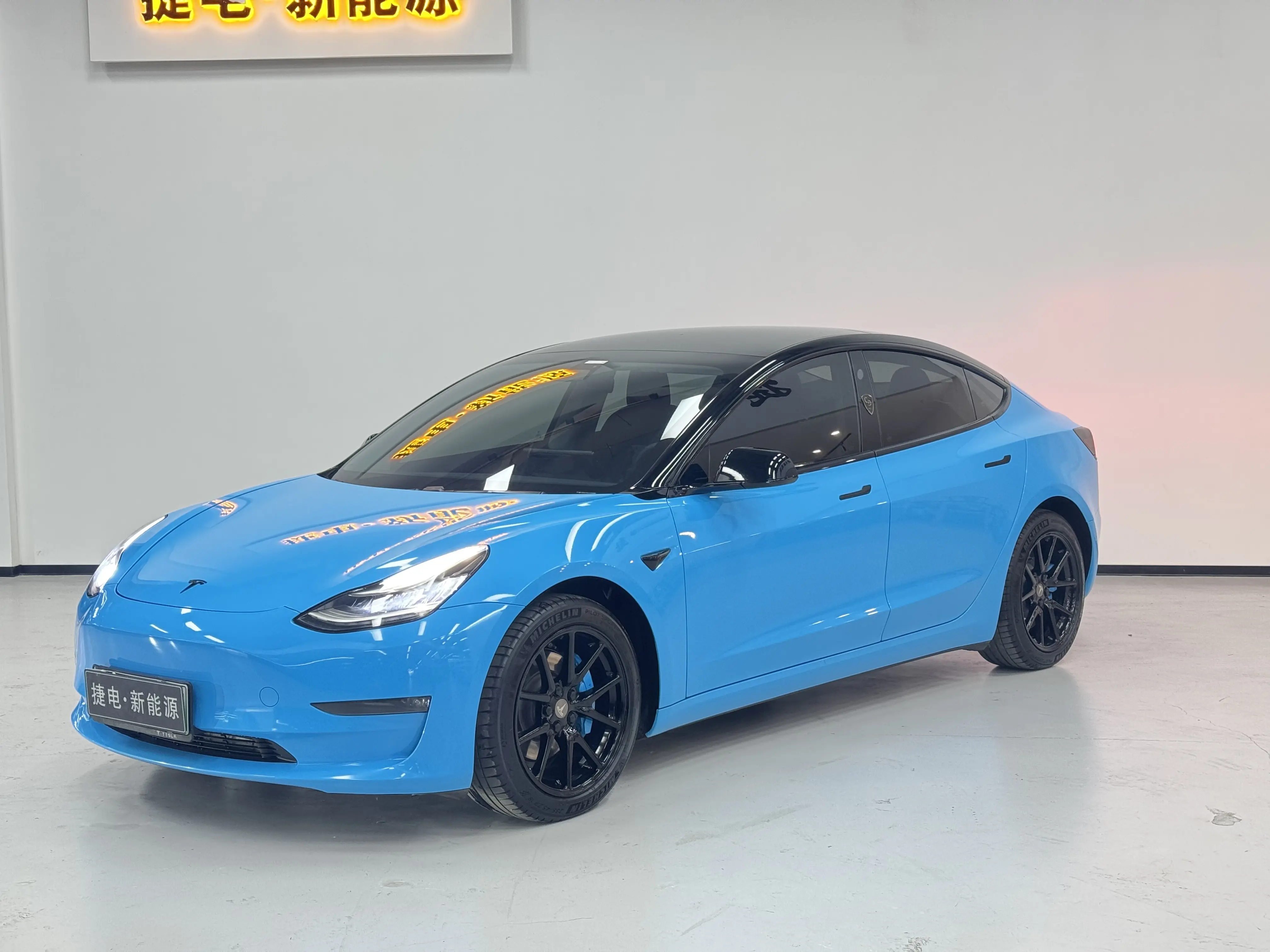 Tesla Model 3  из Китая