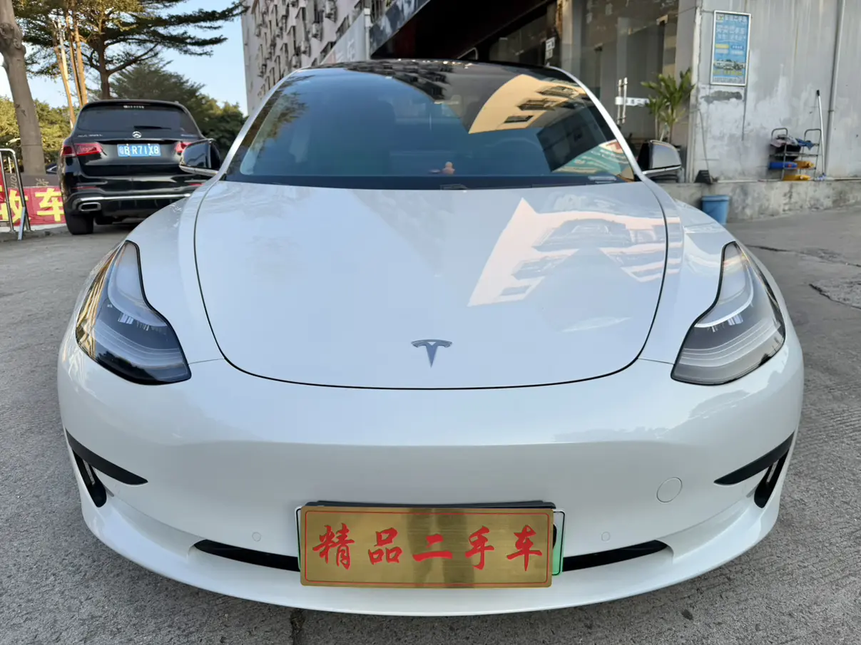 Tesla Model 3  из Китая