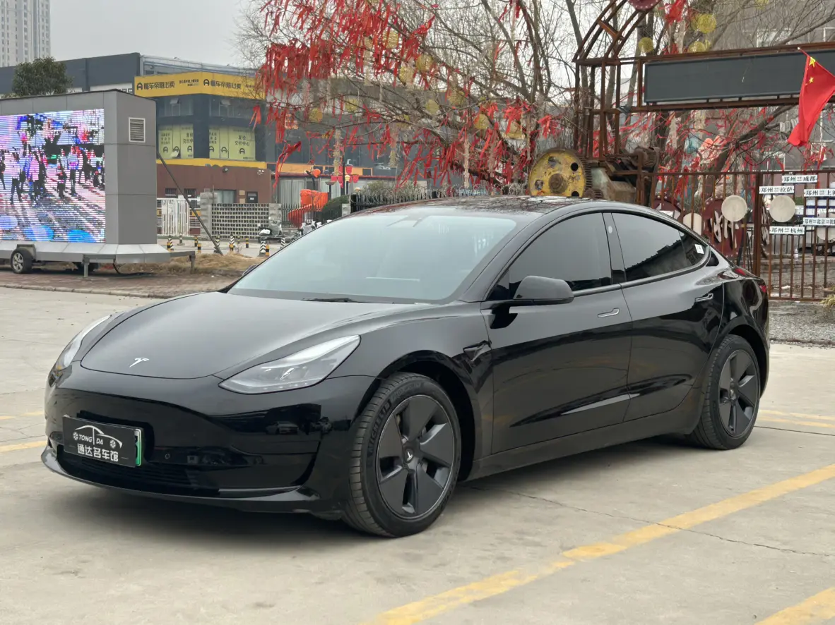 Tesla Model 3  из Китая