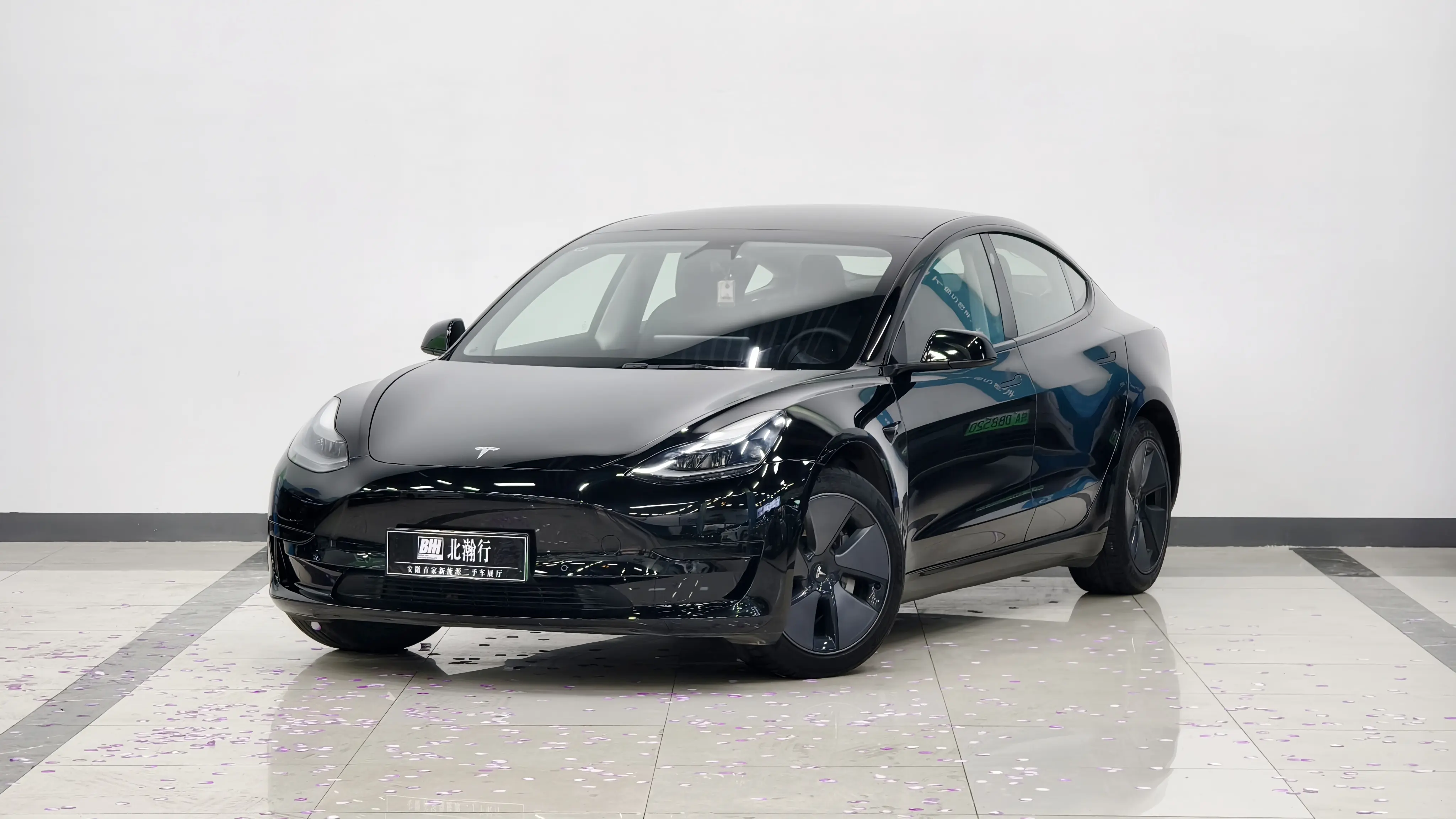 Tesla Model 3  из Китая