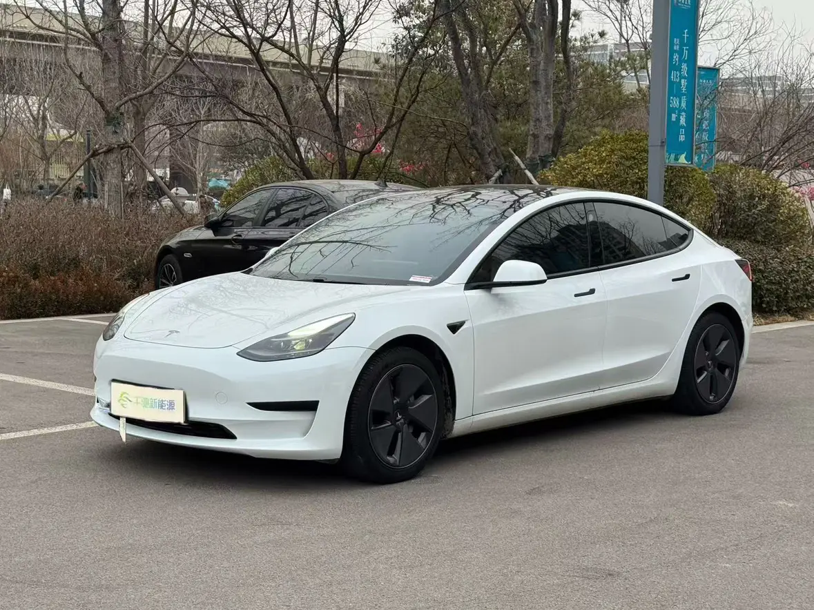 Tesla Model 3  из Китая