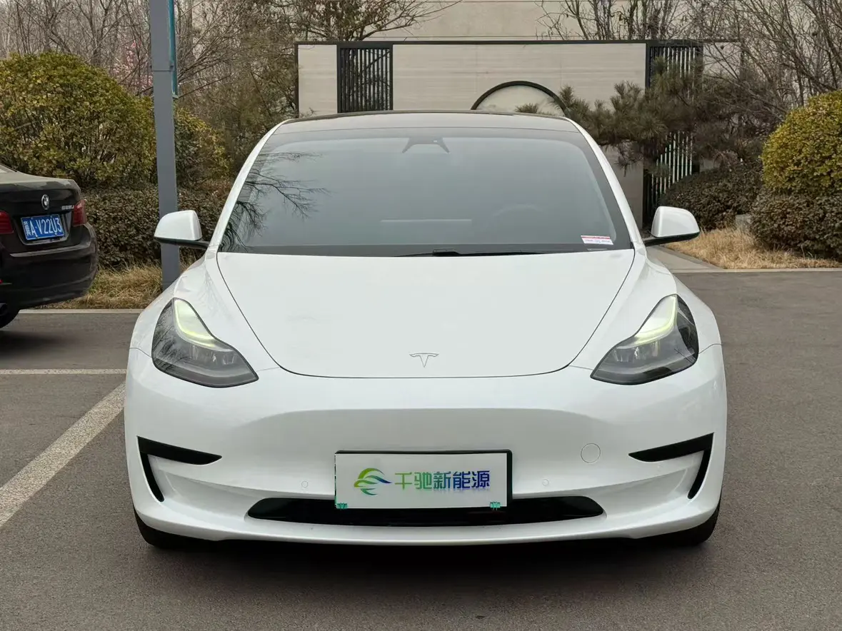 Tesla Model 3  из Китая