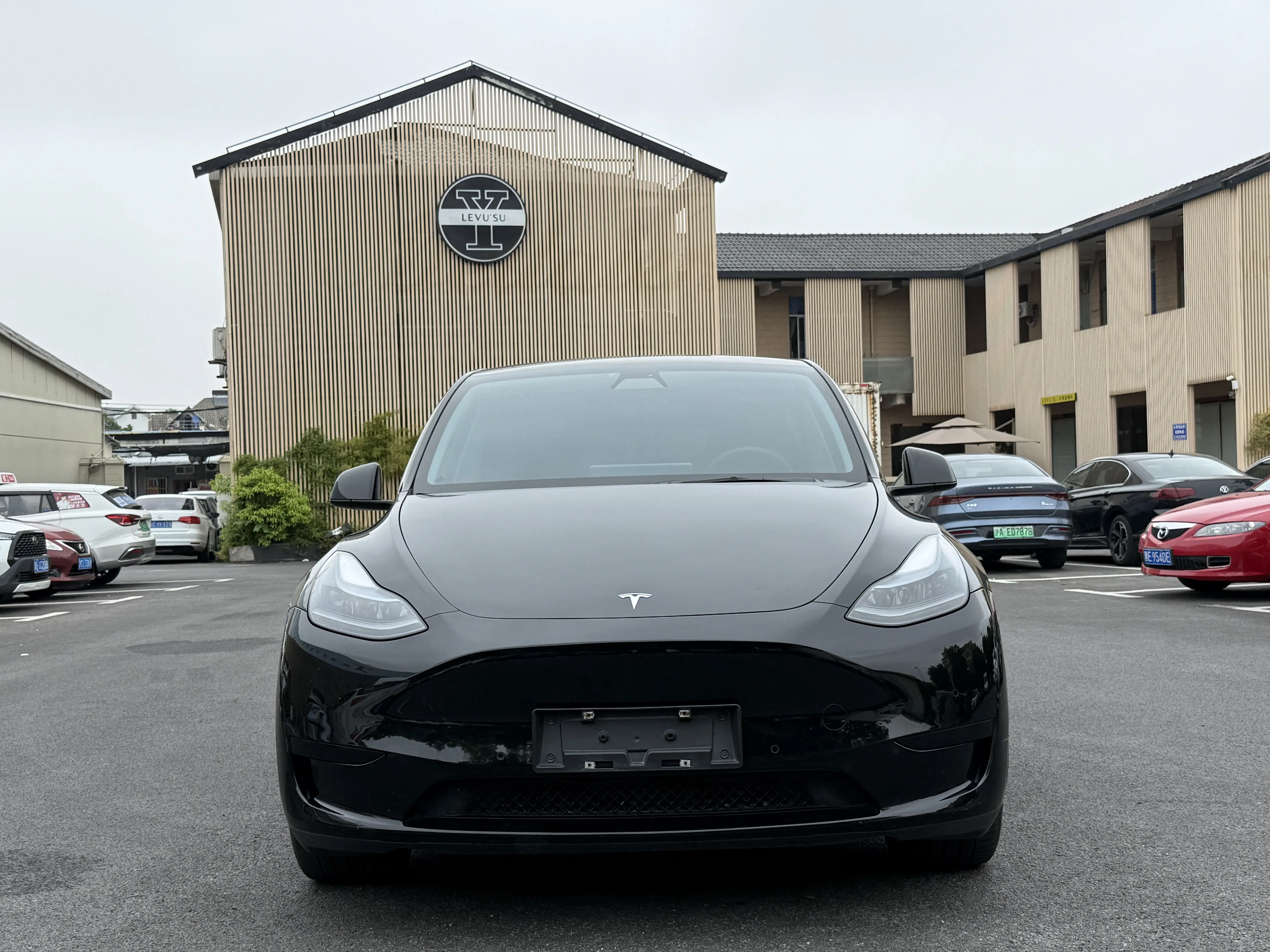 Tesla Model Y  из Китая