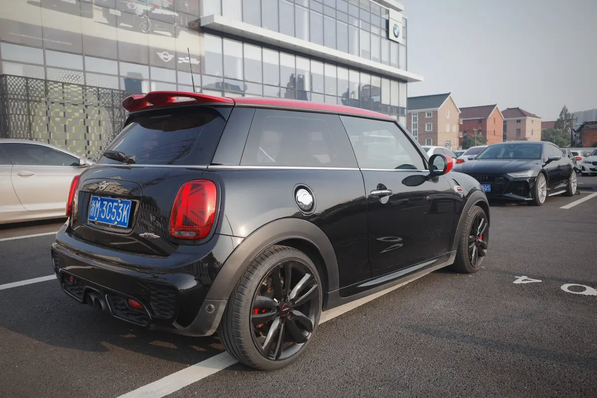 MINI JCW  из Китая
