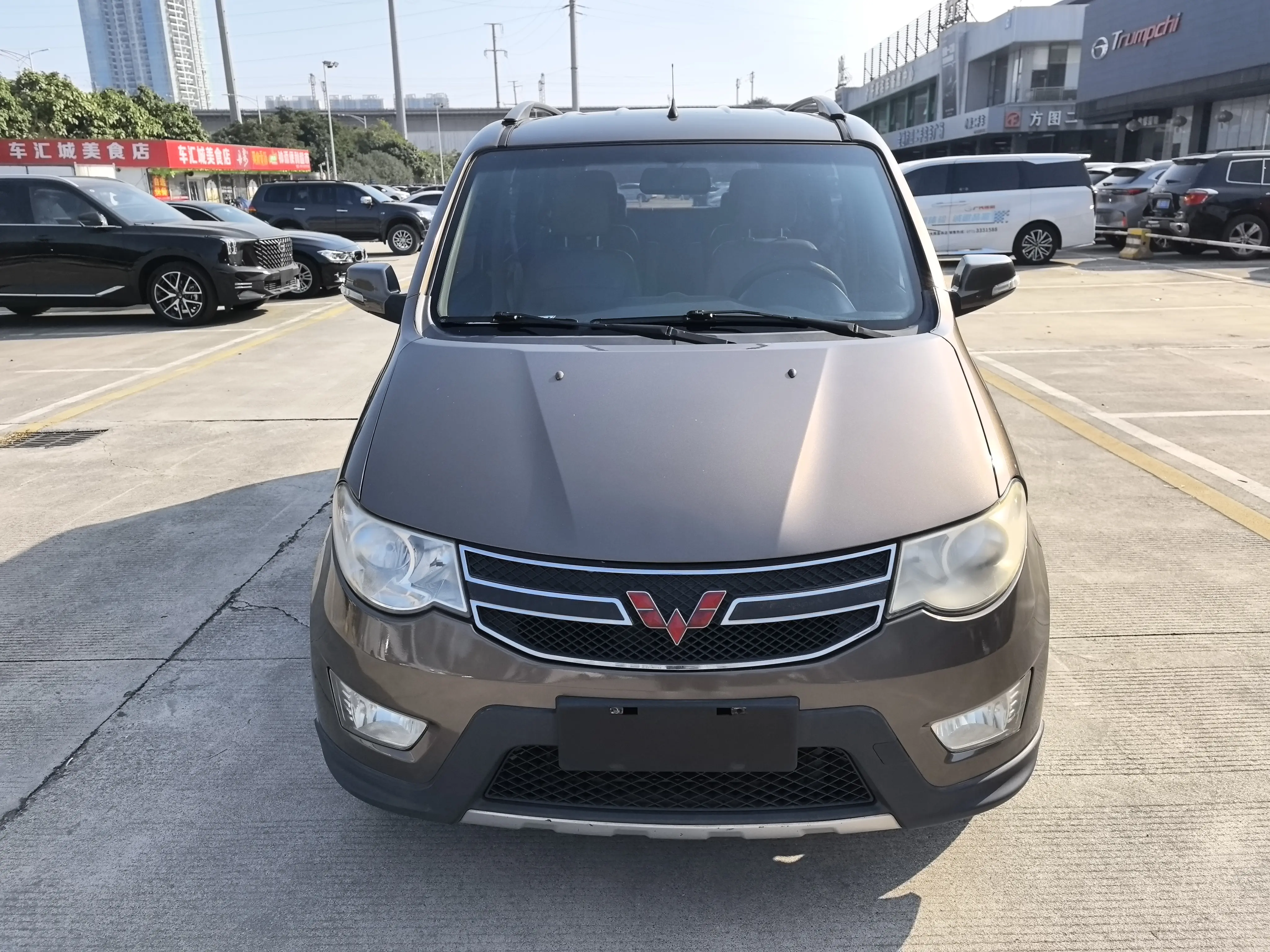 Wuling Hongguang  из Китая