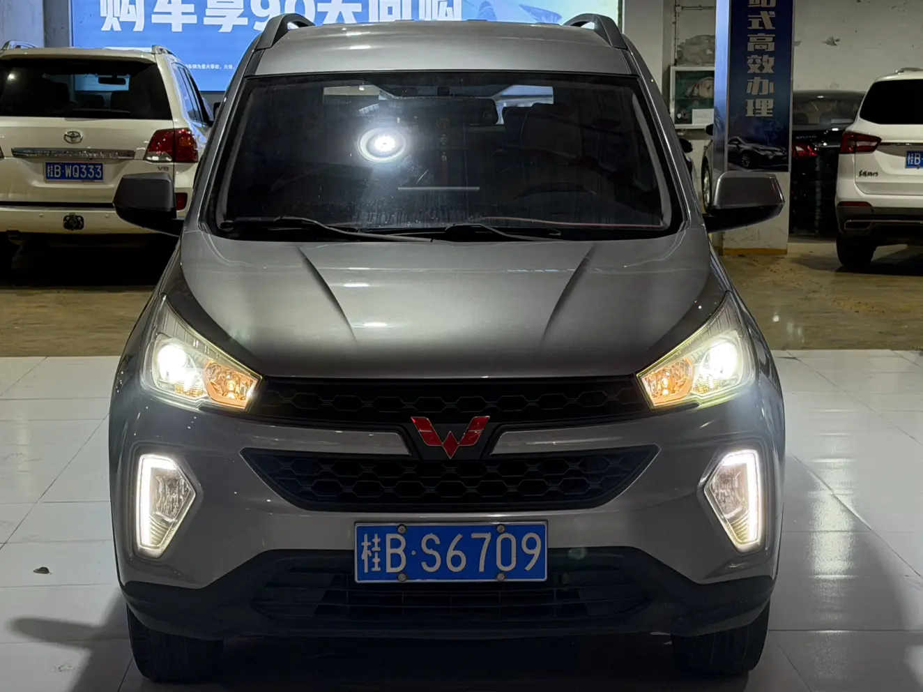 Wuling Hongguang S3  из Китая