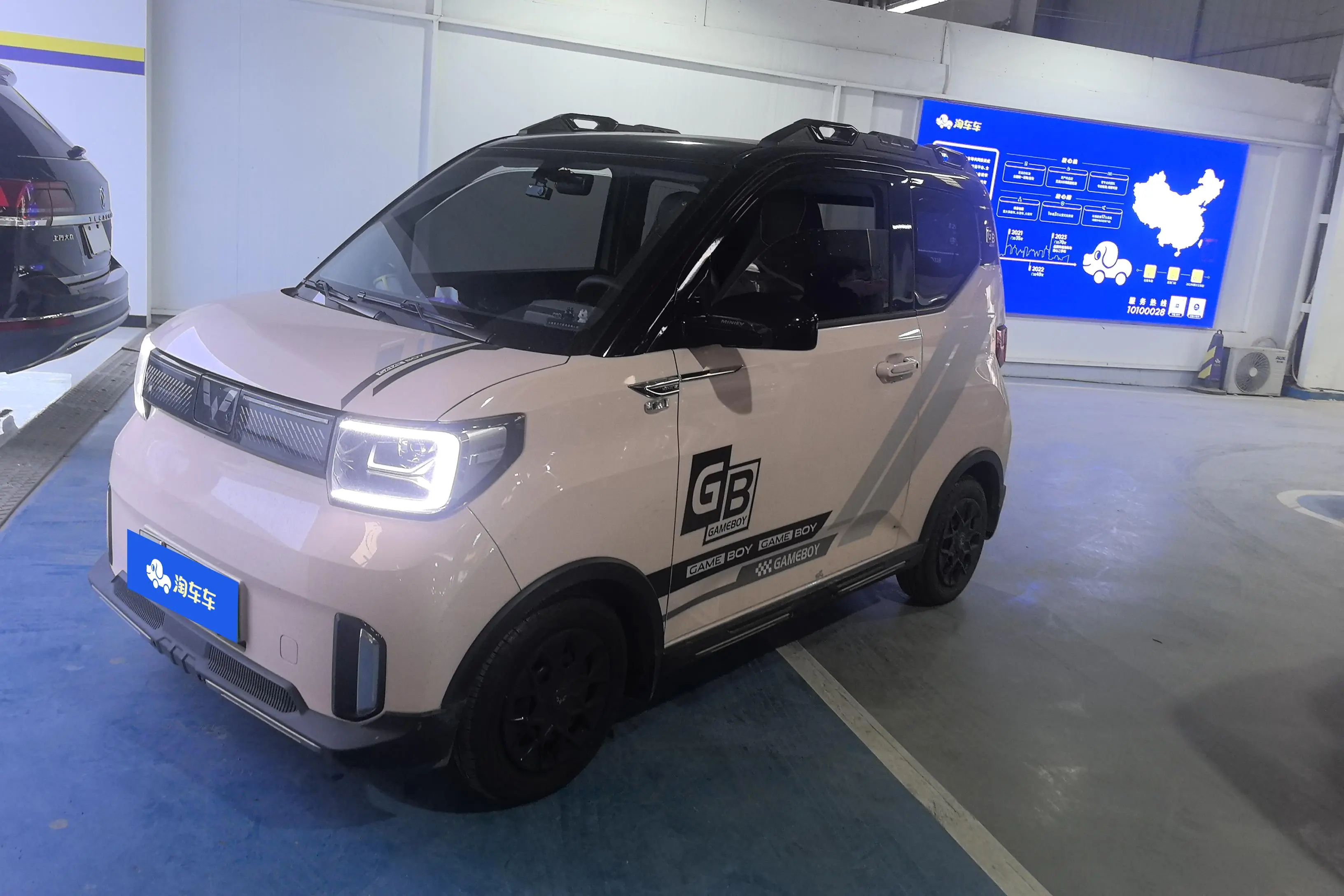 Wuling Hongguang MINIEV  из Китая