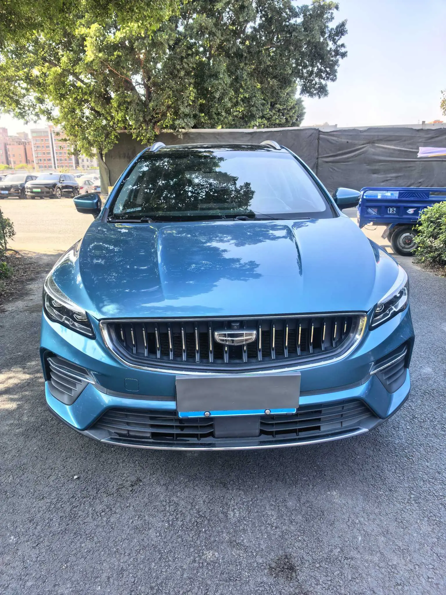 Geely Emgrand S  из Китая