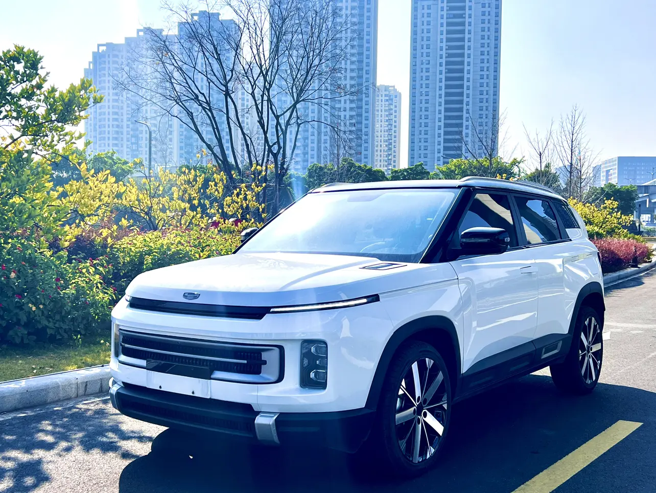 Geely ICON  из Китая