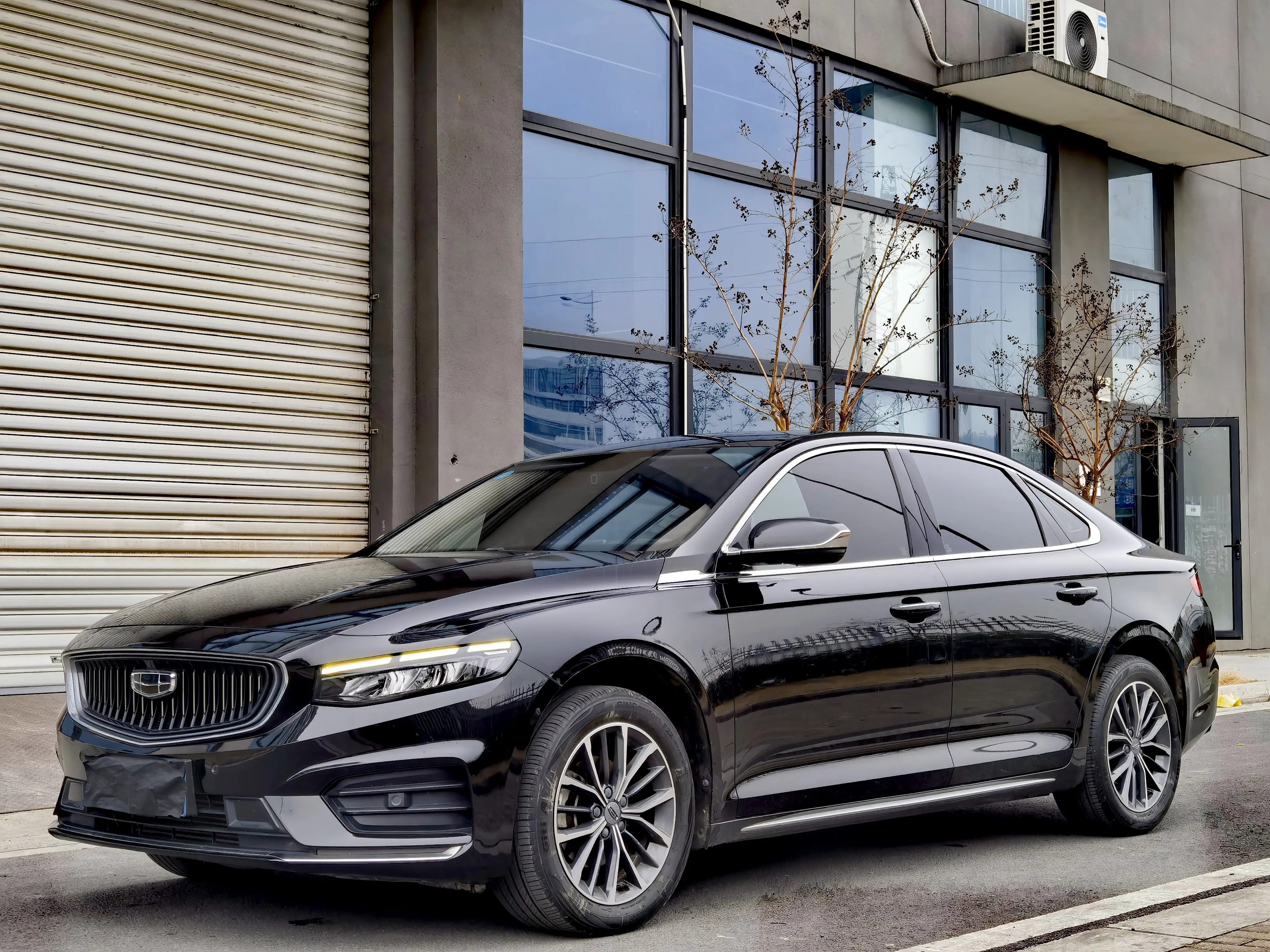 Geely Xing Rui  из Китая