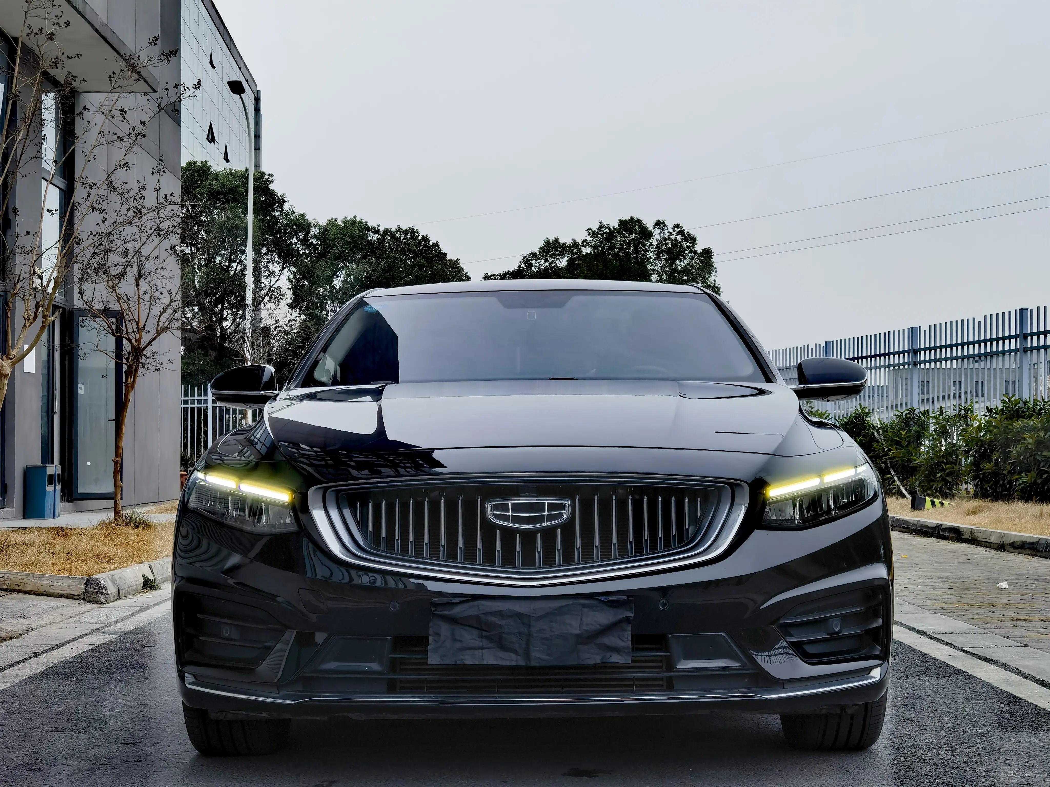 Geely Xing Rui  из Китая