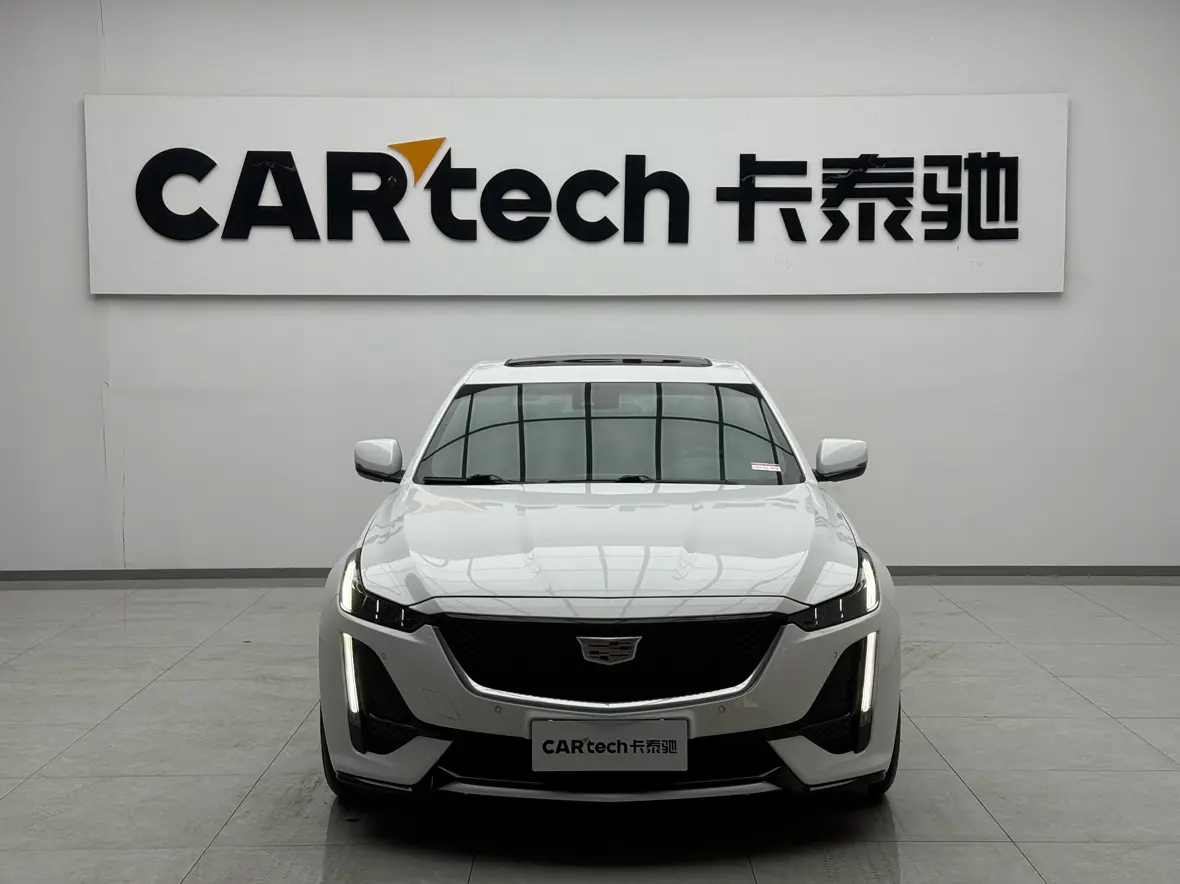 Cadillac CT5  из Китая