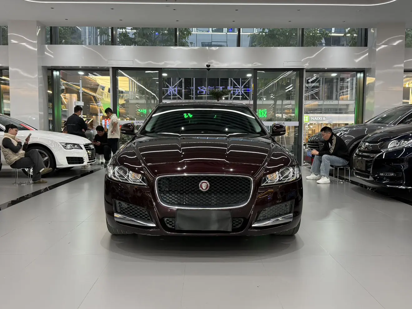 Jaguar XFL  из Китая