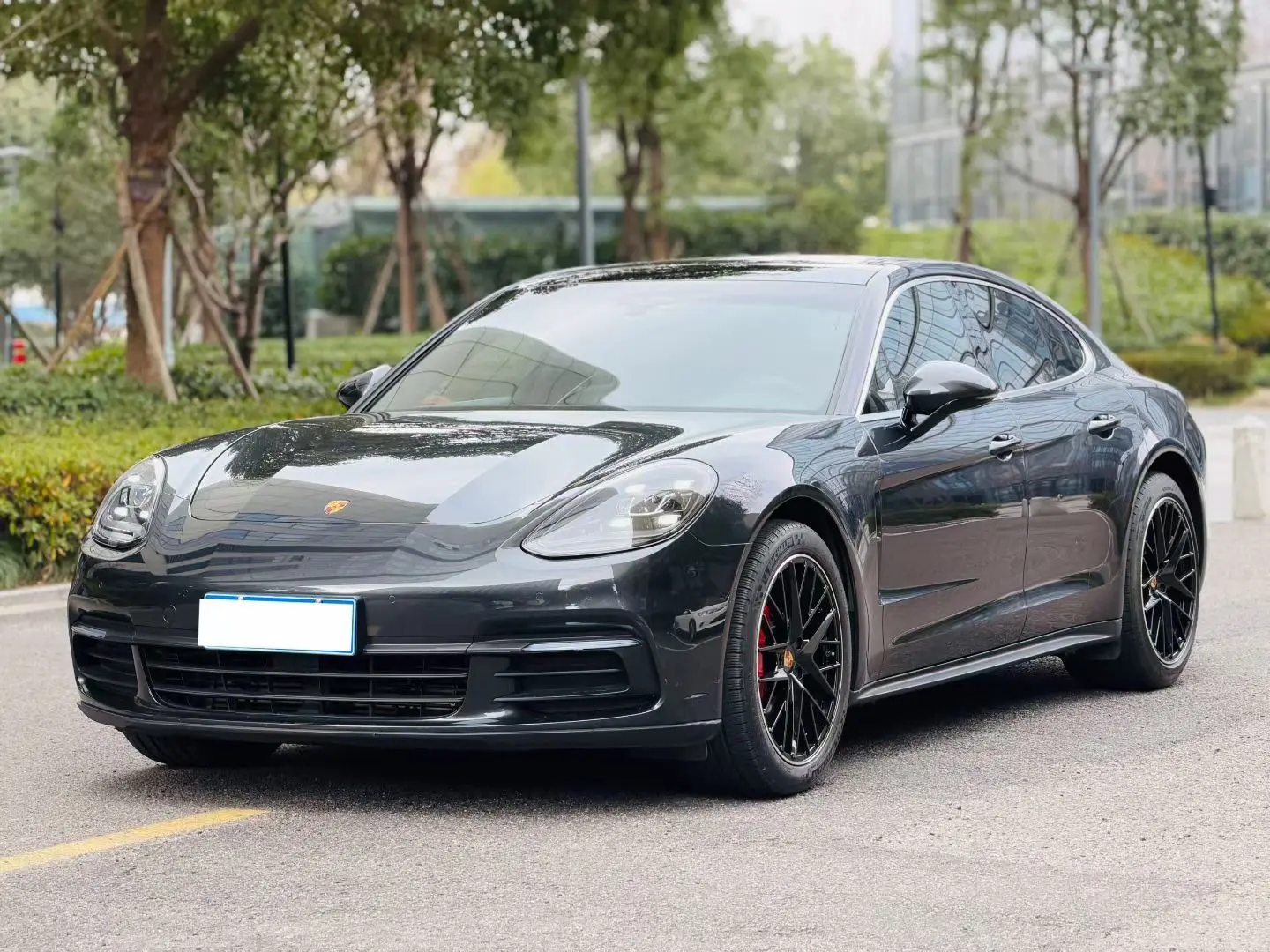 Porsche Panamera  из Китая