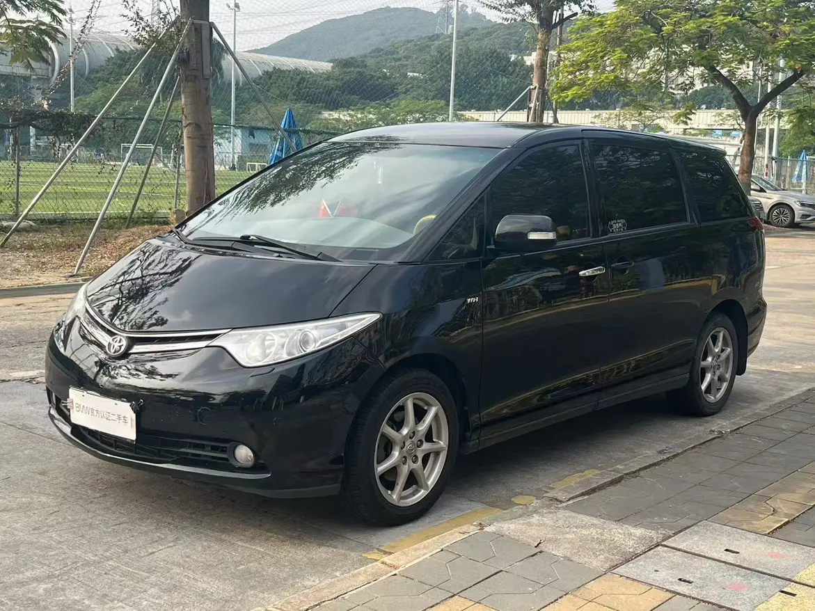 Toyota Previa  из Китая