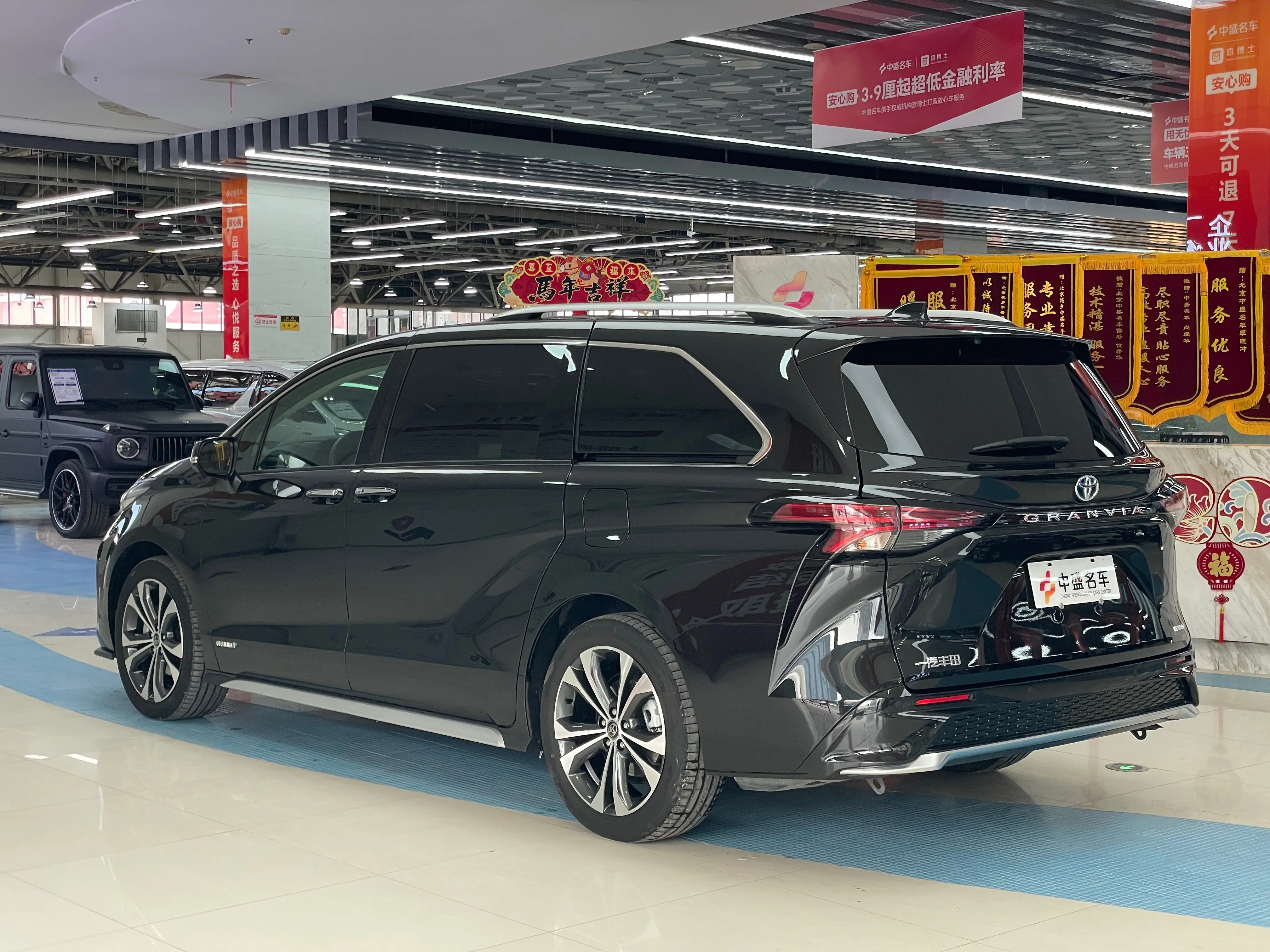 Toyota Granvia  из Китая