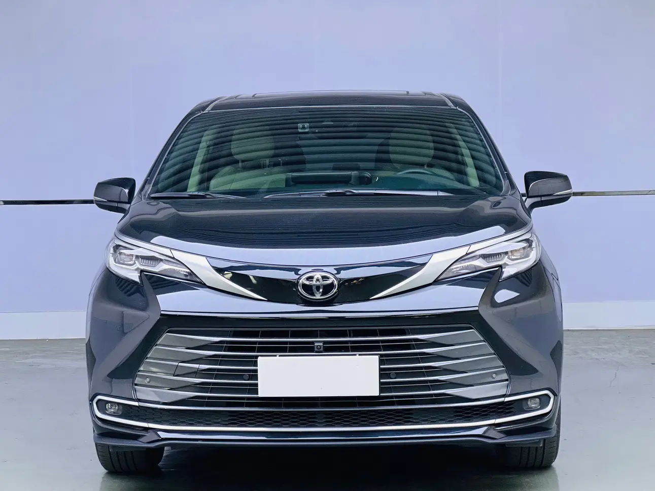 Toyota Sienna  из Китая