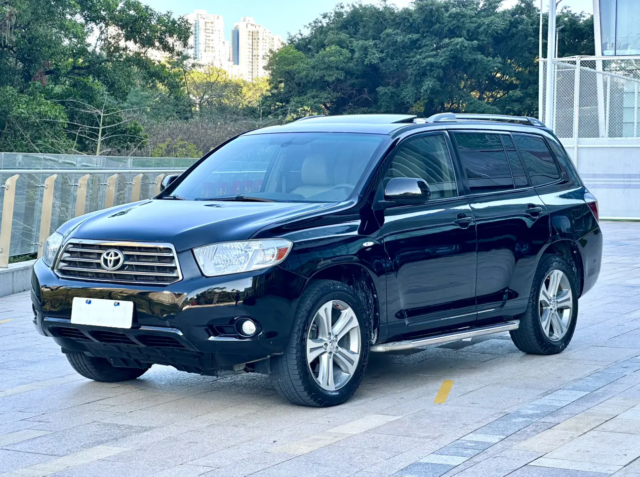Toyota Highlander  из Китая