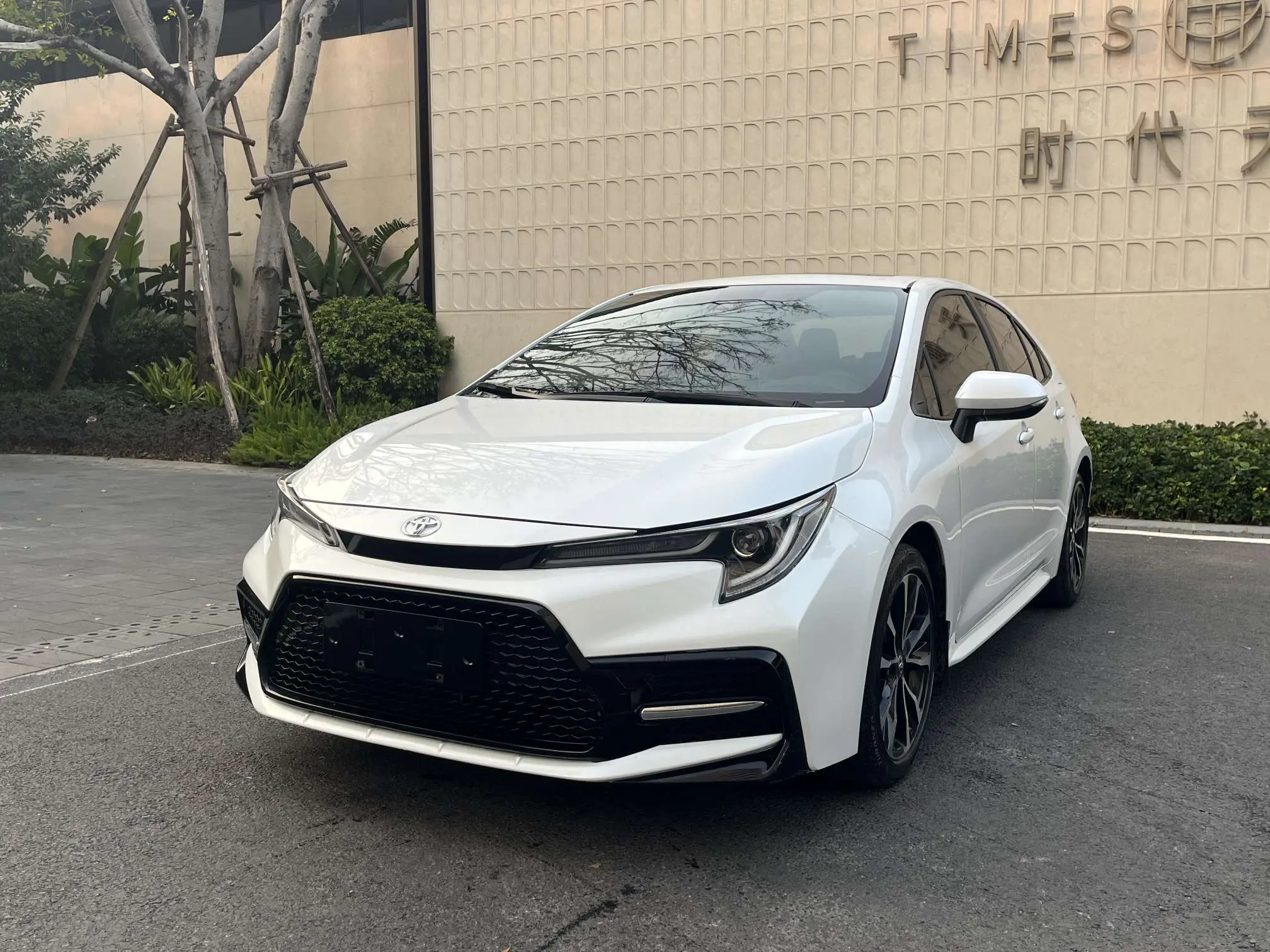 Toyota Levin (Lei Ling)  из Китая