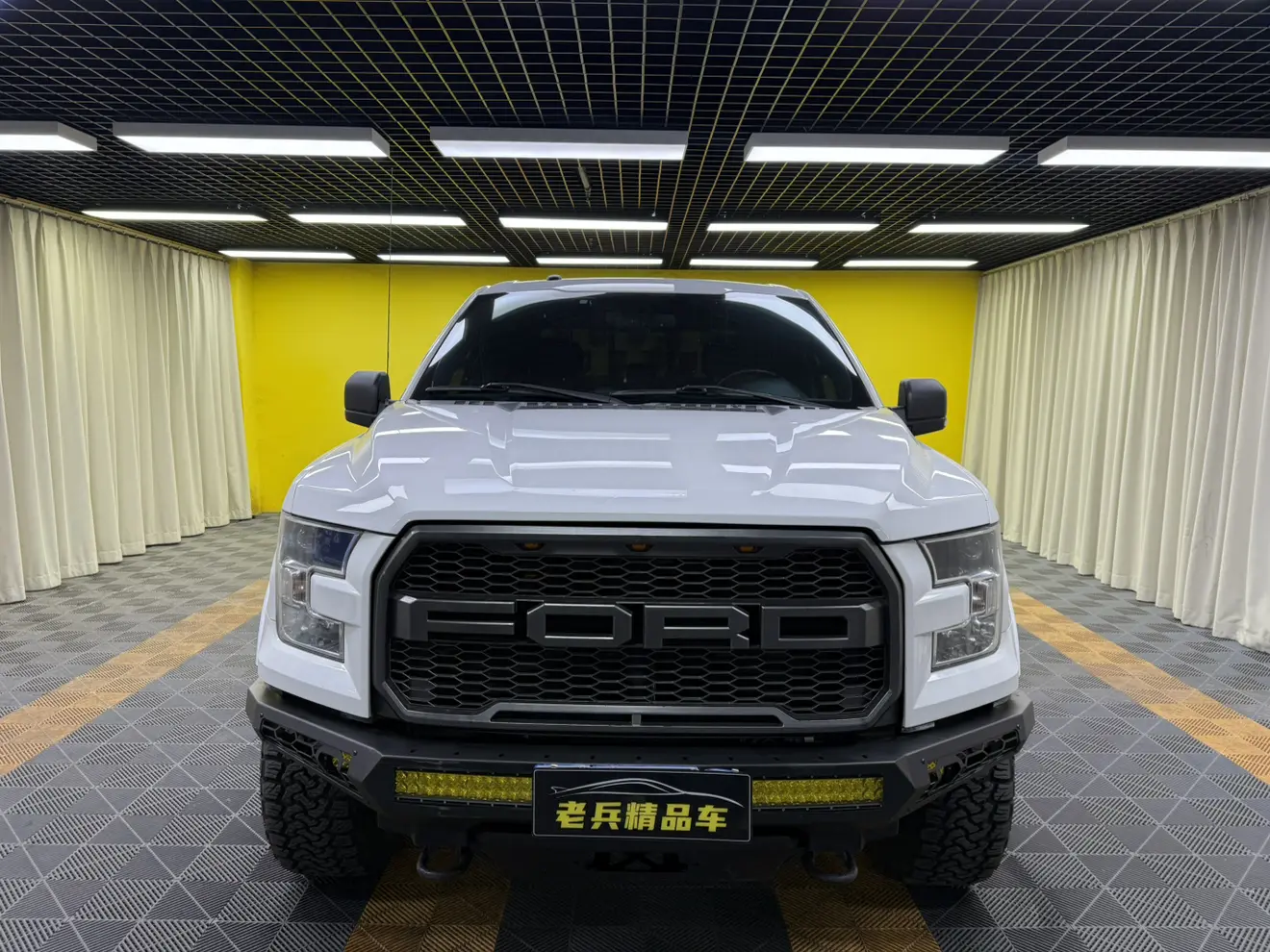 Ford F-150 Raptor
