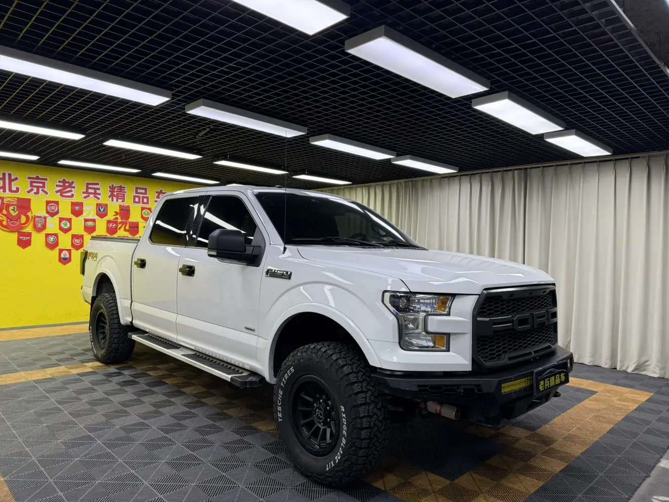 Ford F-150 Raptor