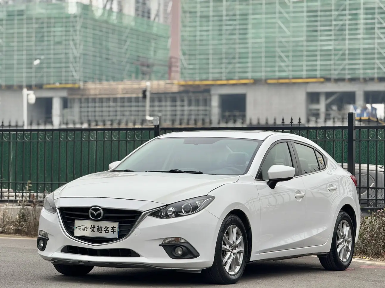 Mazda Axela (Mazda3)  из Китая