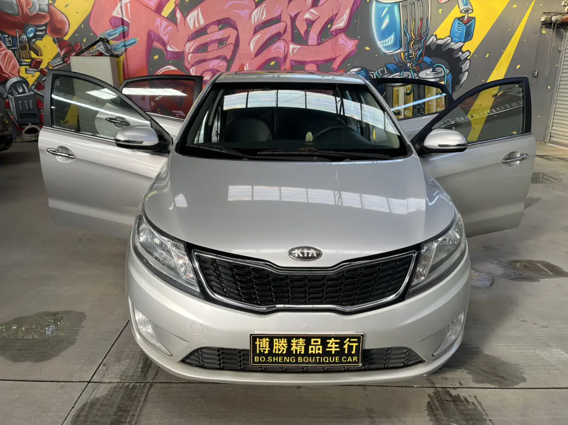 Kia K2  из Китая