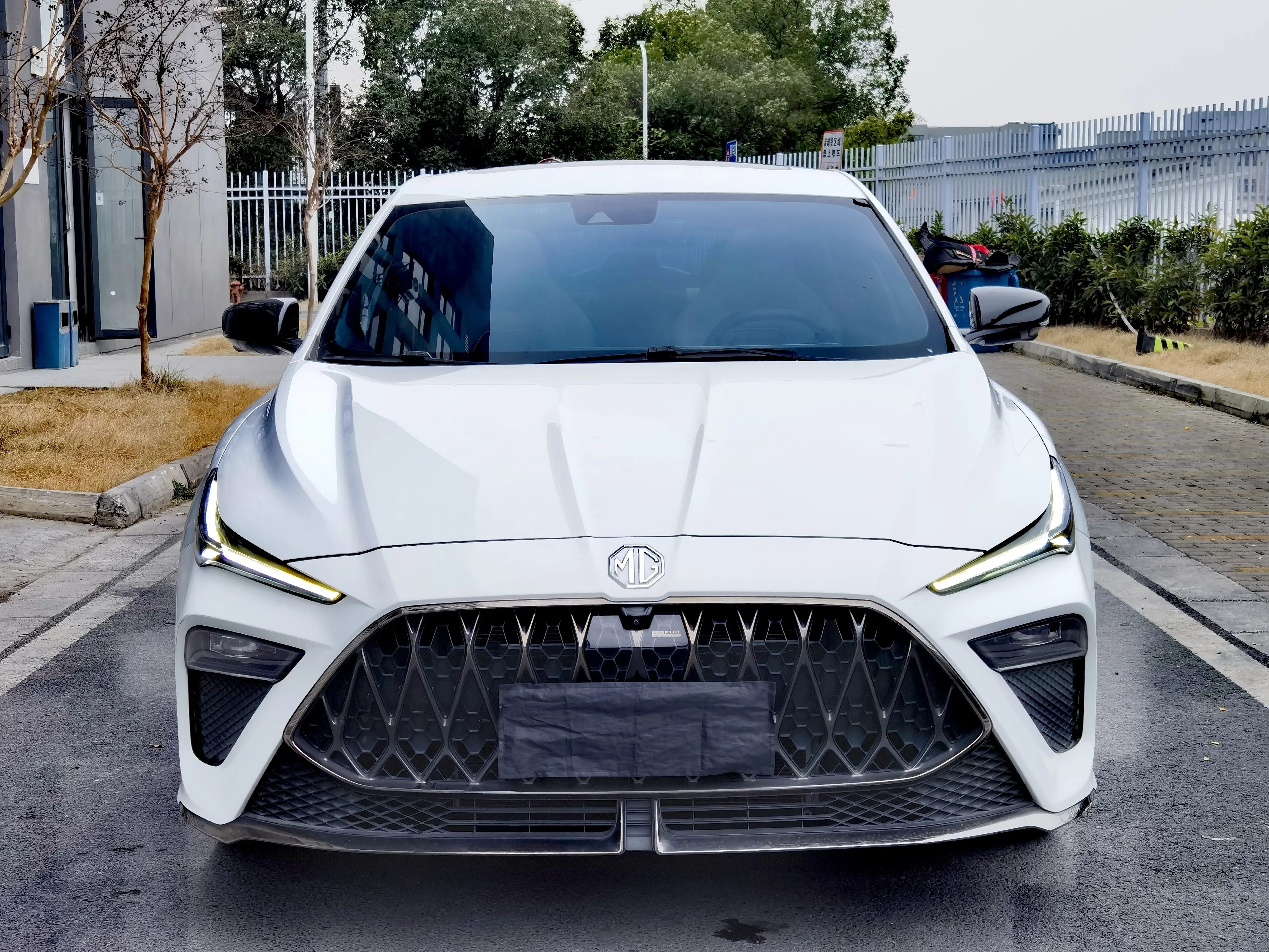 MG 5 Scorpio  из Китая