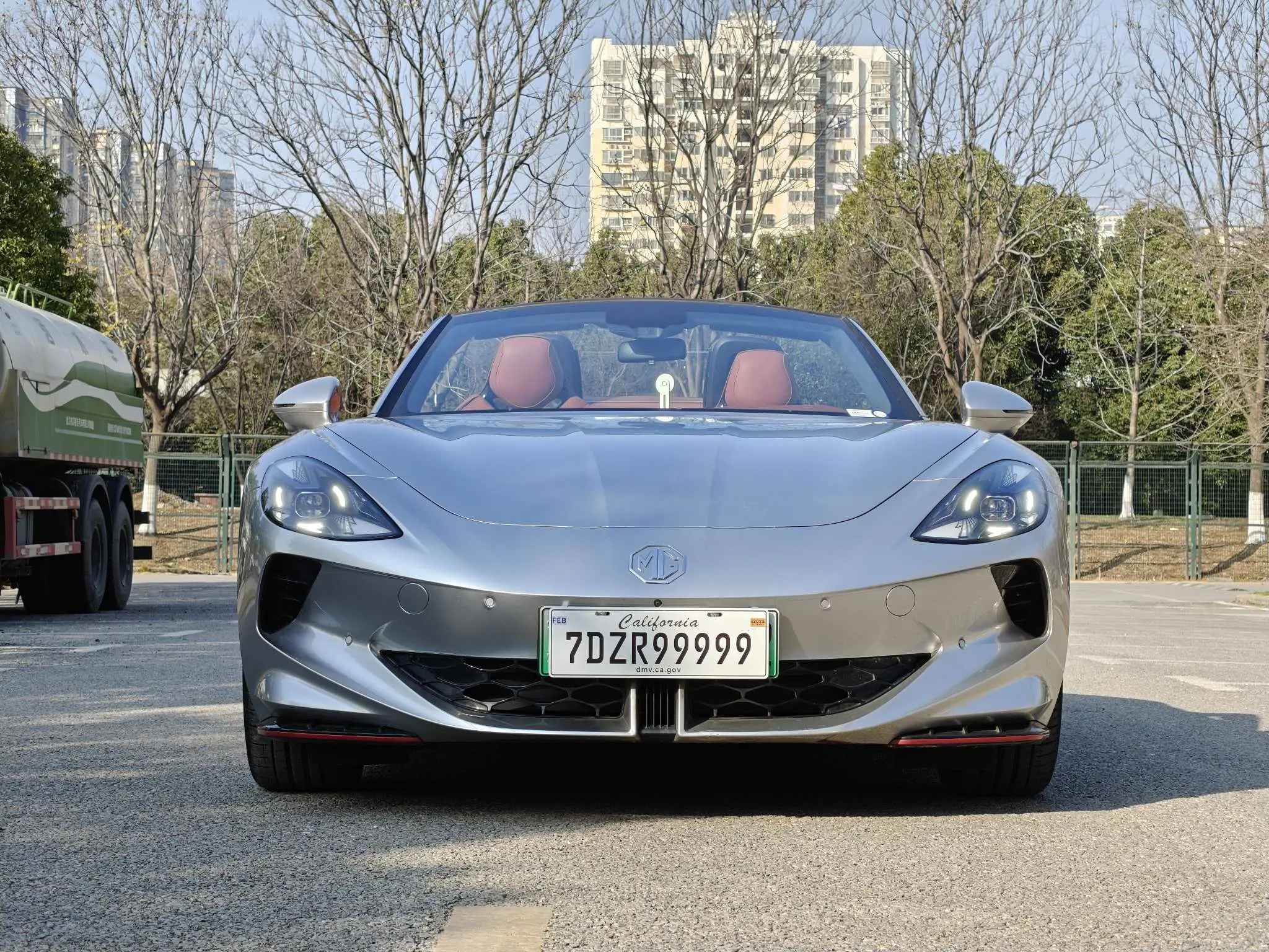 MG Cyberster  из Китая