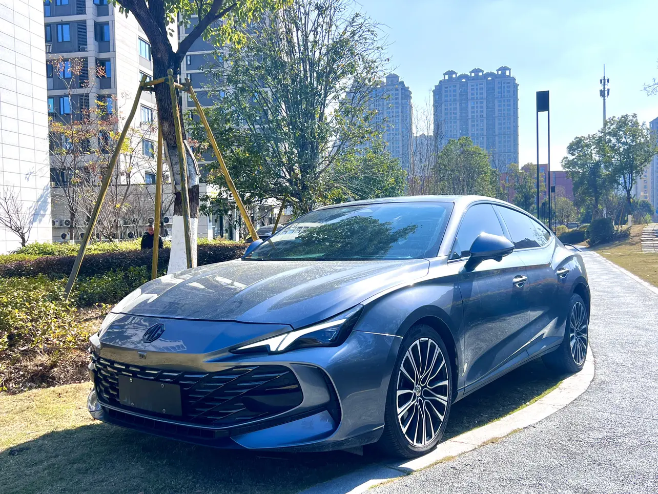 MG 7  из Китая