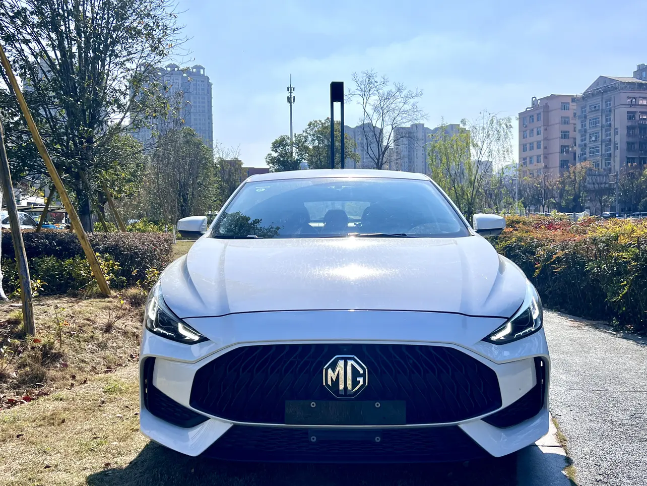 MG 5  из Китая