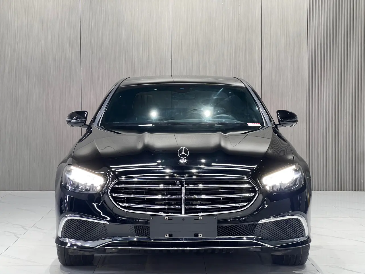 Mercedes-Benz E-Class  из Китая