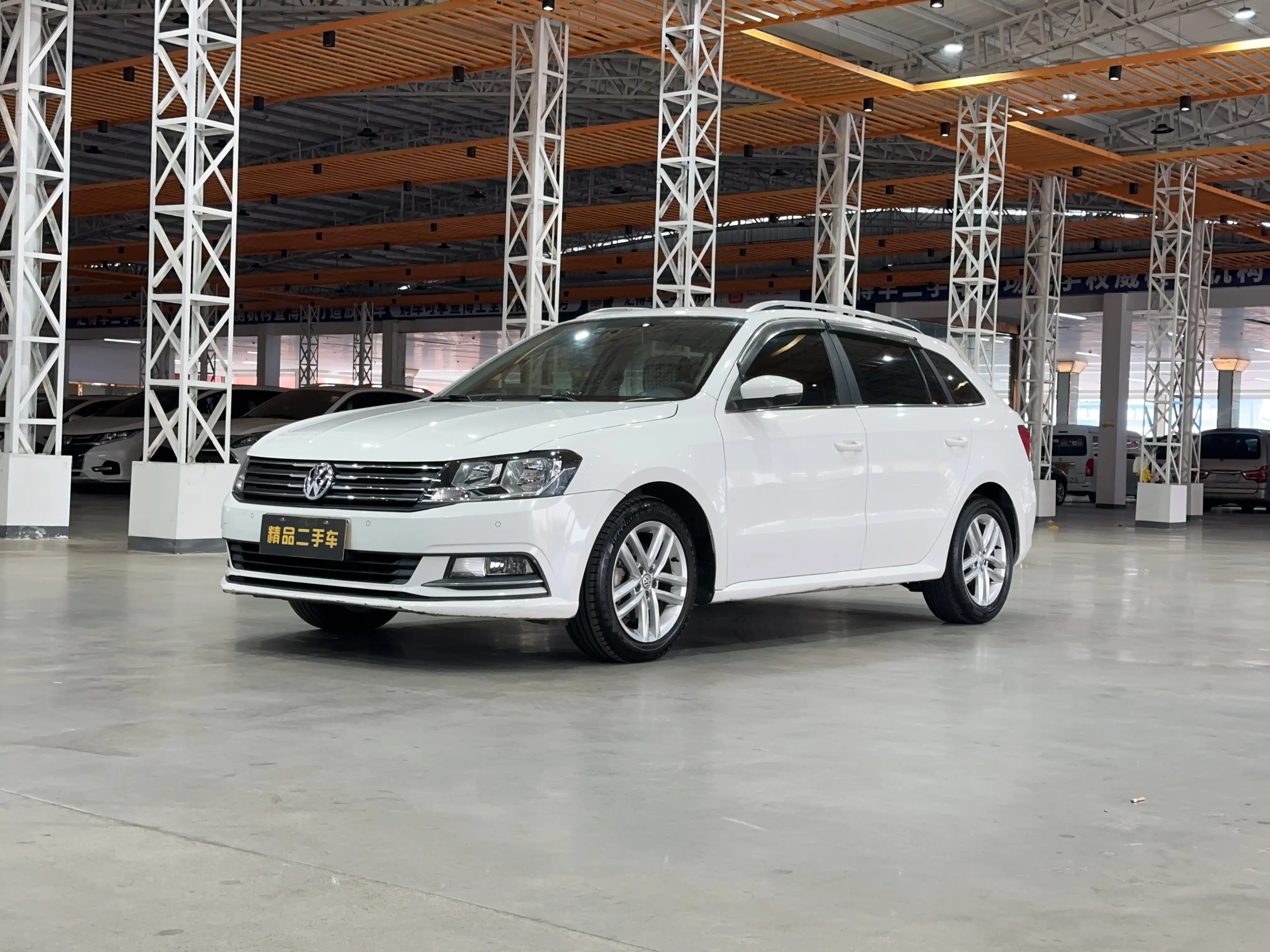 Volkswagen Langxing  из Китая