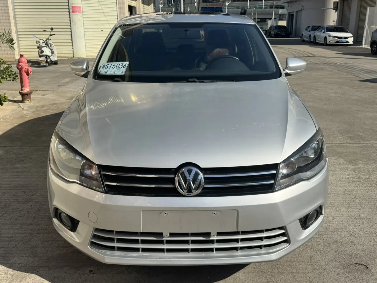 Volkswagen Jetta  из Китая