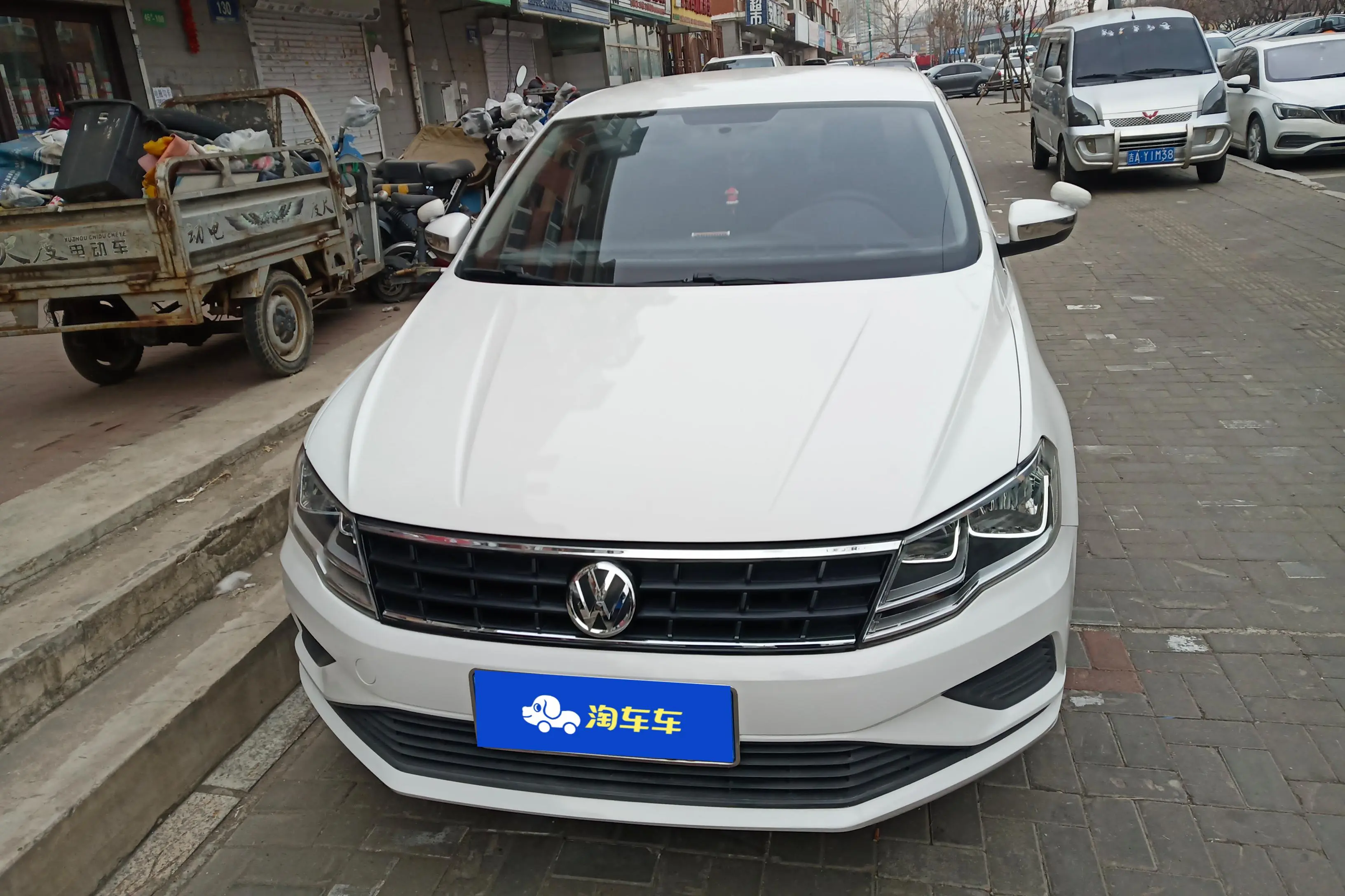 Volkswagen Jetta  из Китая