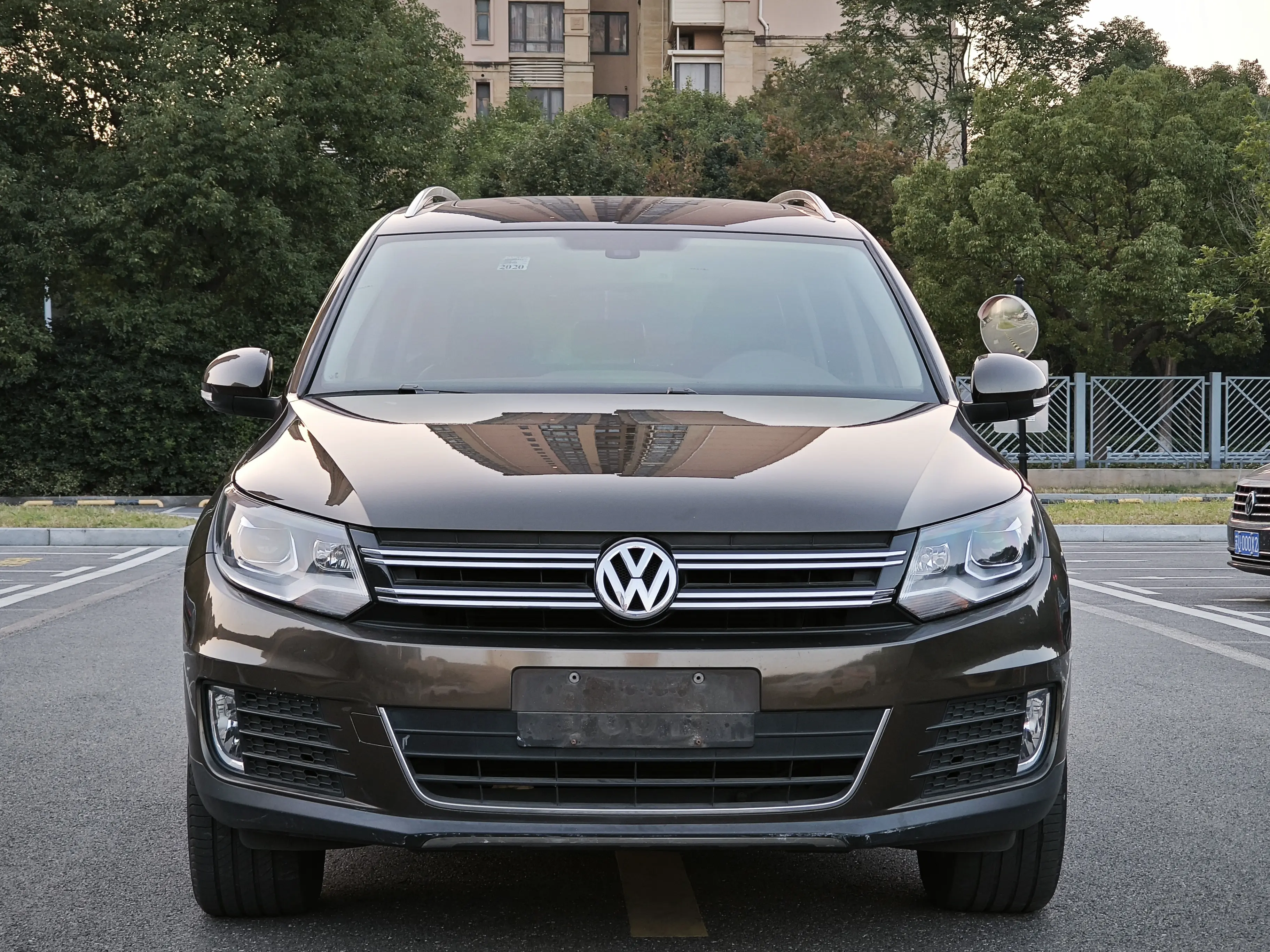 Volkswagen Tiguan  из Китая