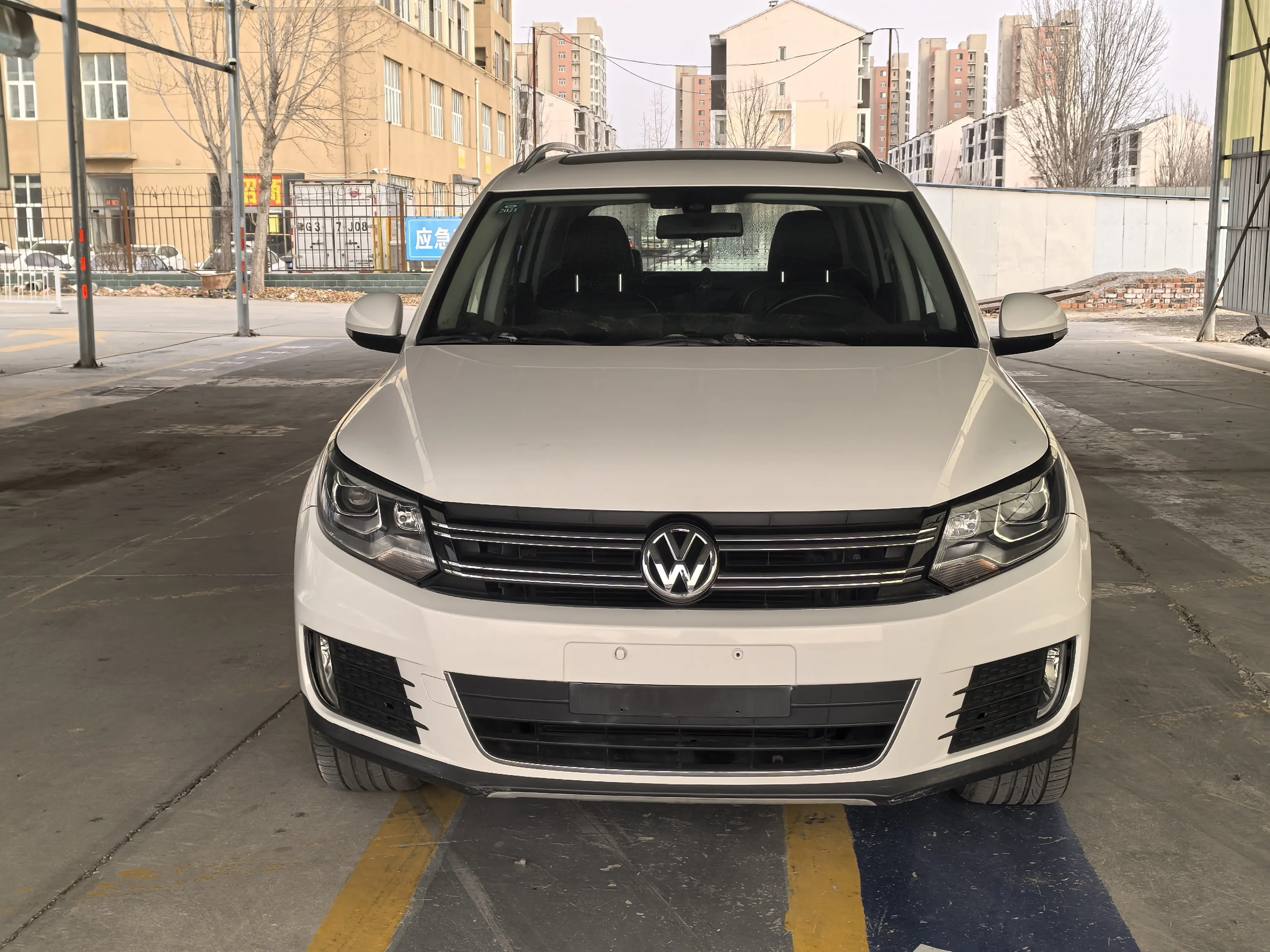 Volkswagen Tiguan  из Китая