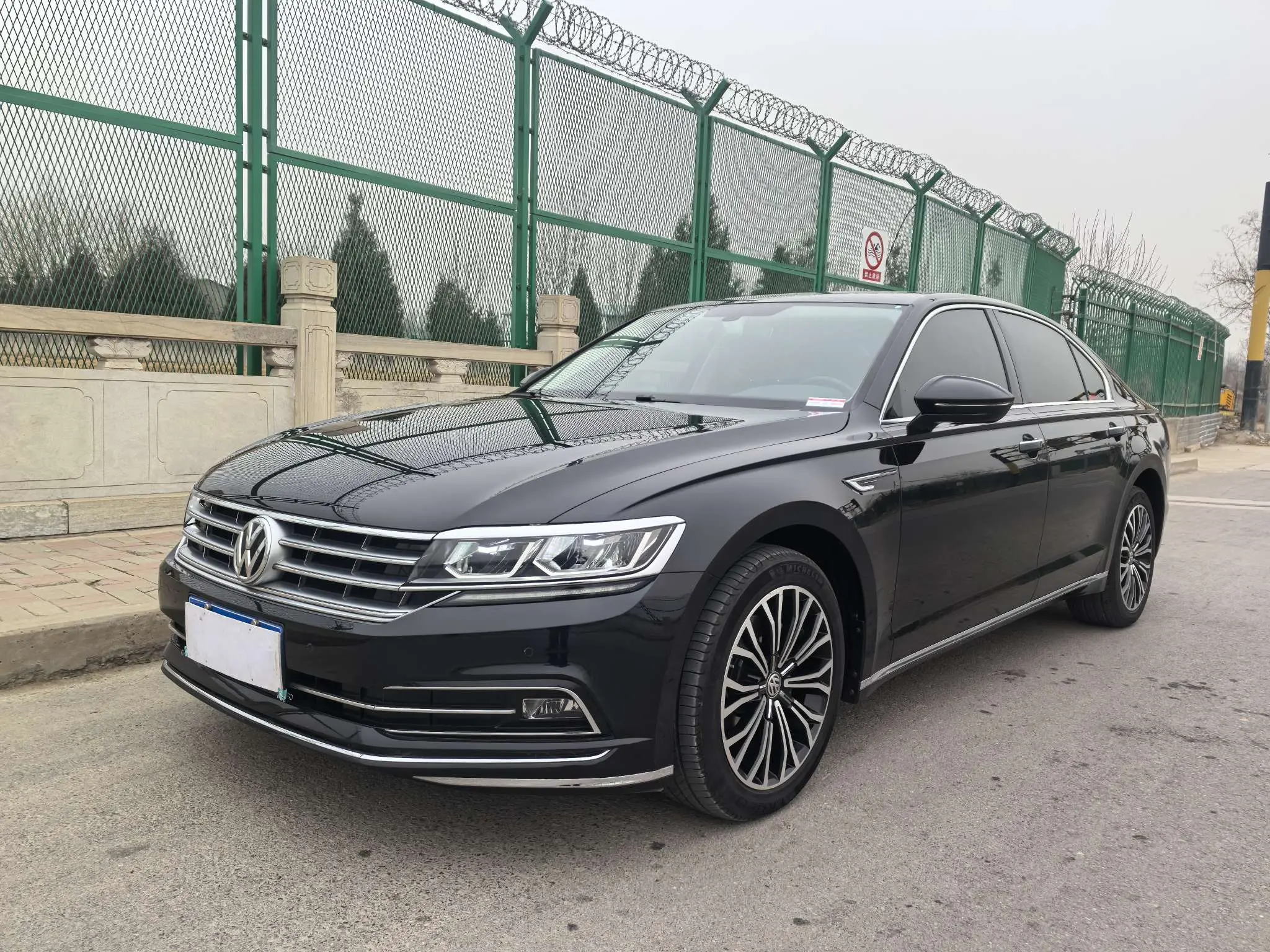 Volkswagen Hui Ang  из Китая