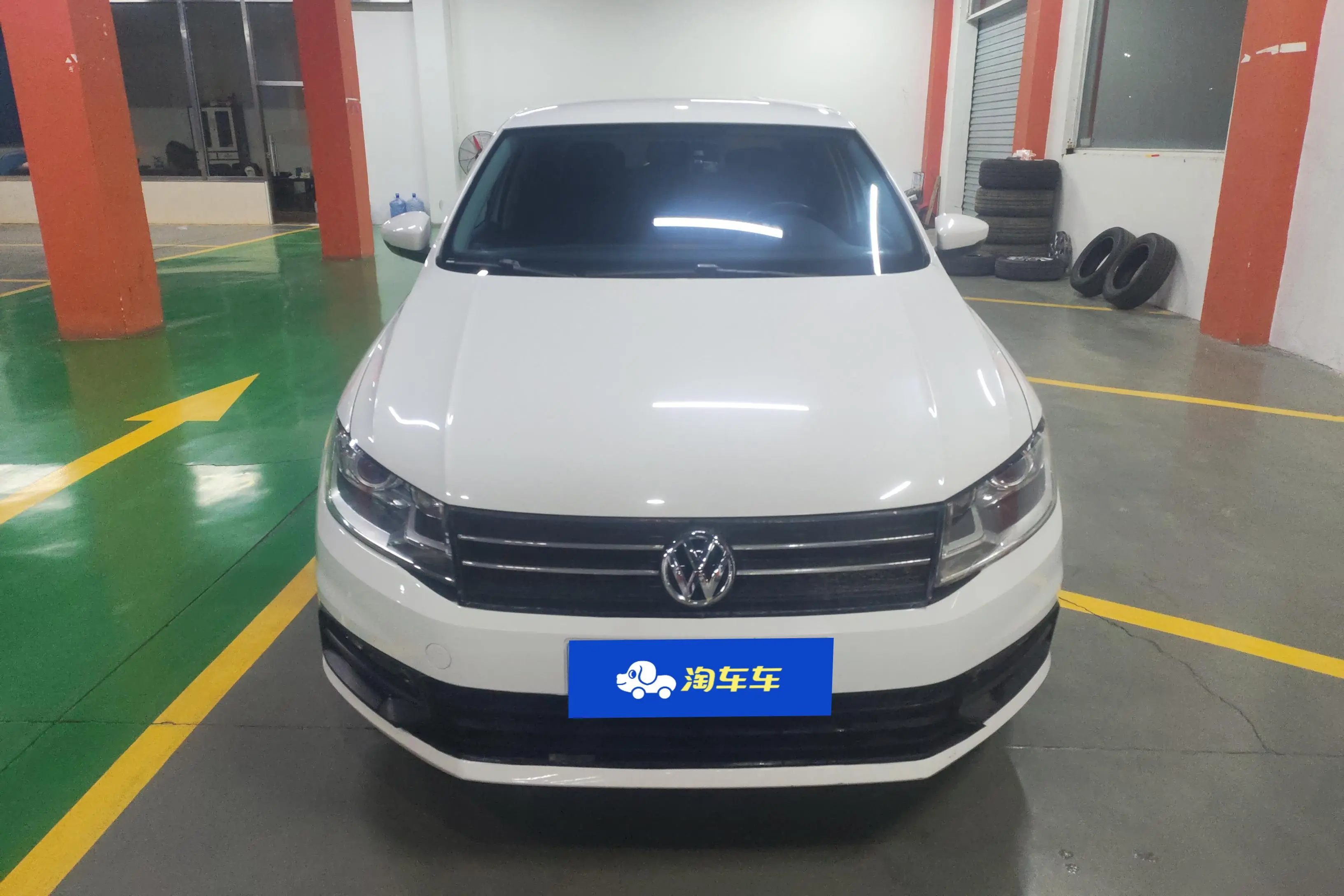 Volkswagen Santana  из Китая